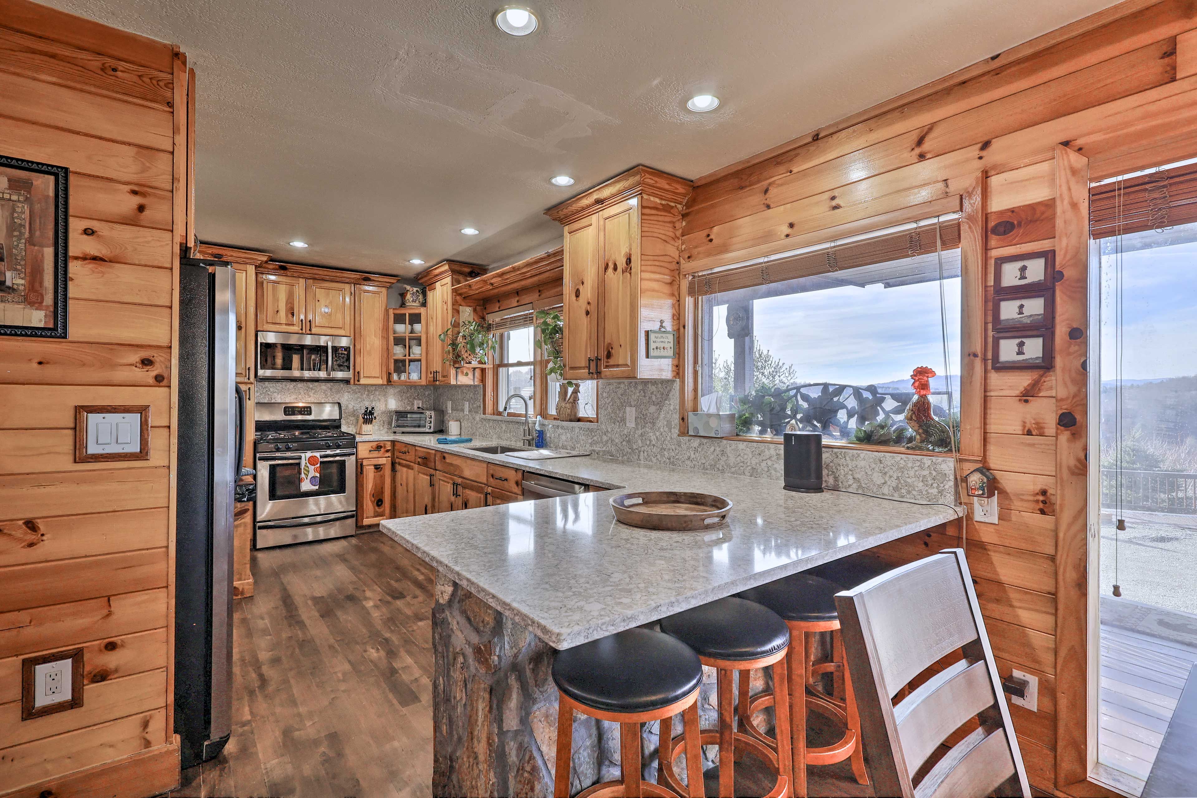 Fully Equipped Kitchen | 1st Floor