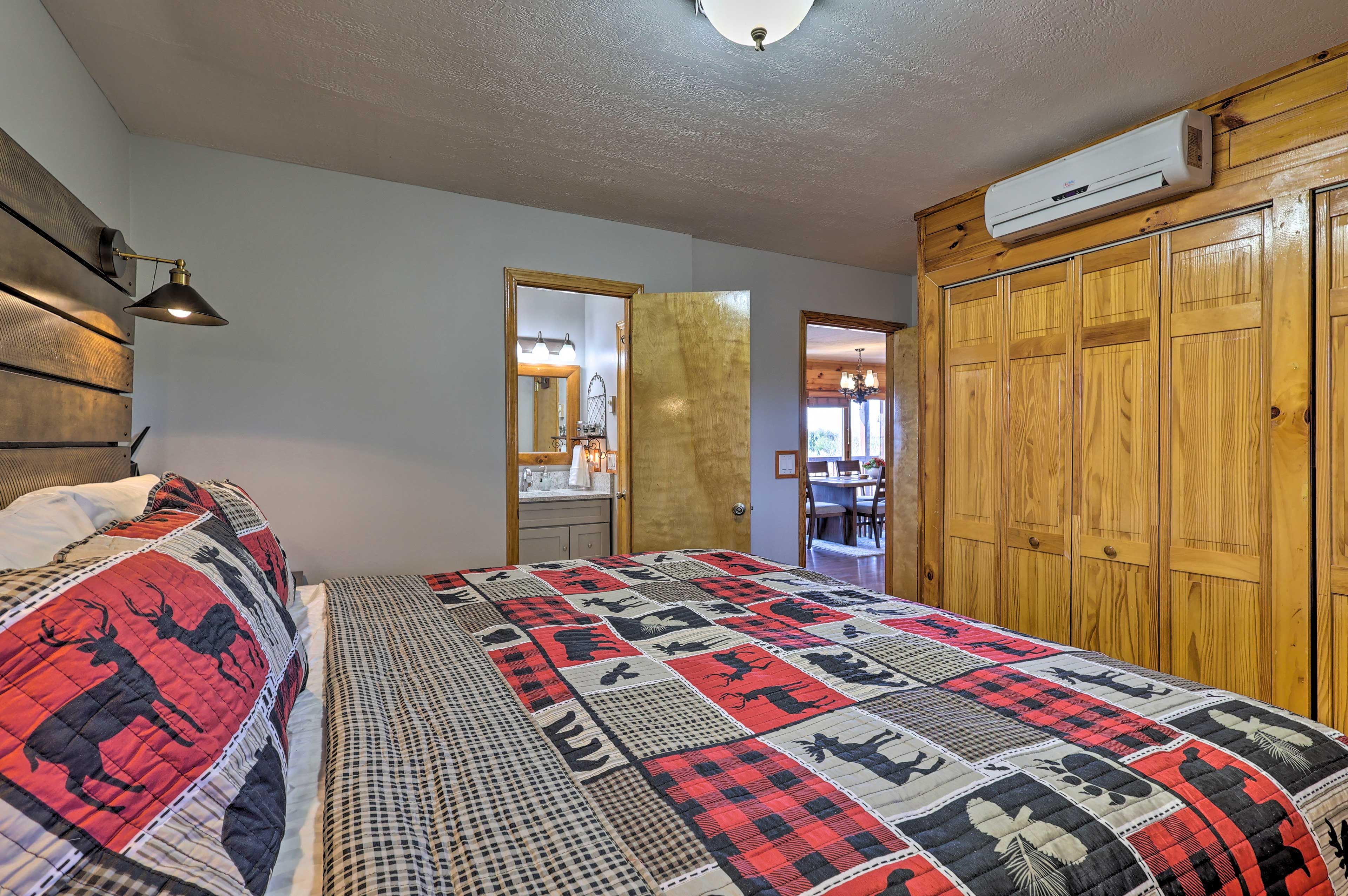 Bedroom 1 | Linens Provided