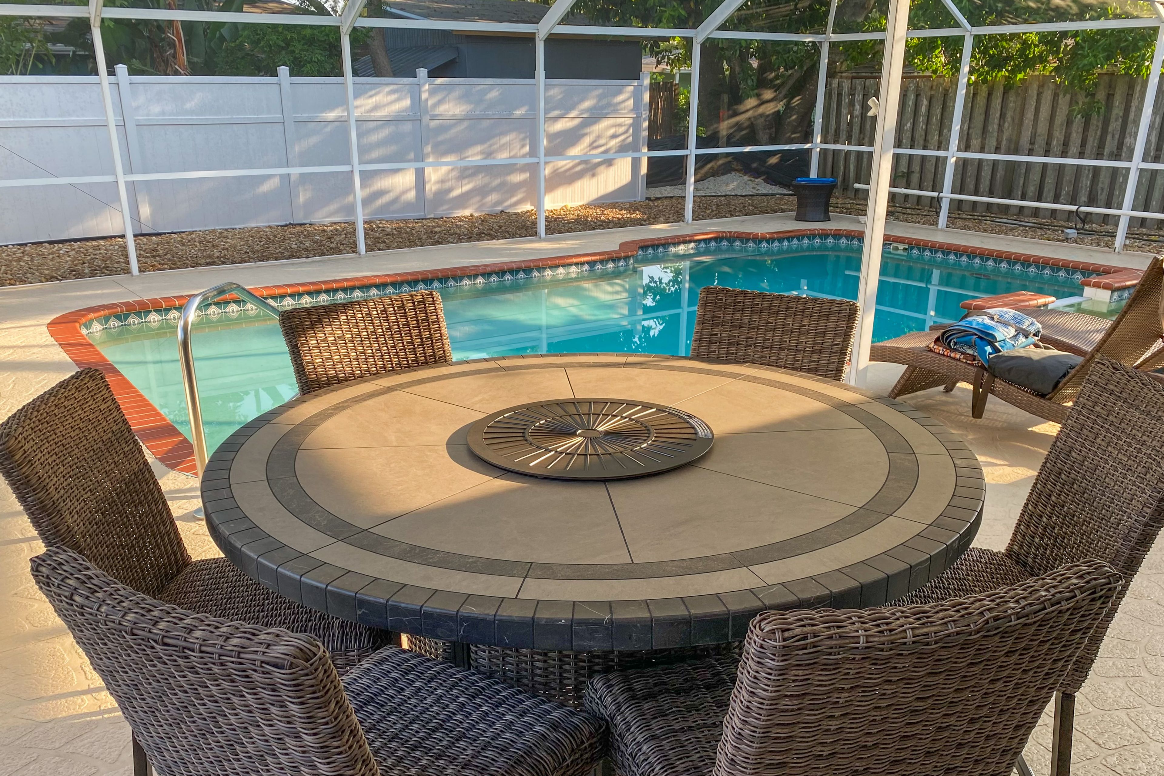 Patio | Outdoor Dining Area