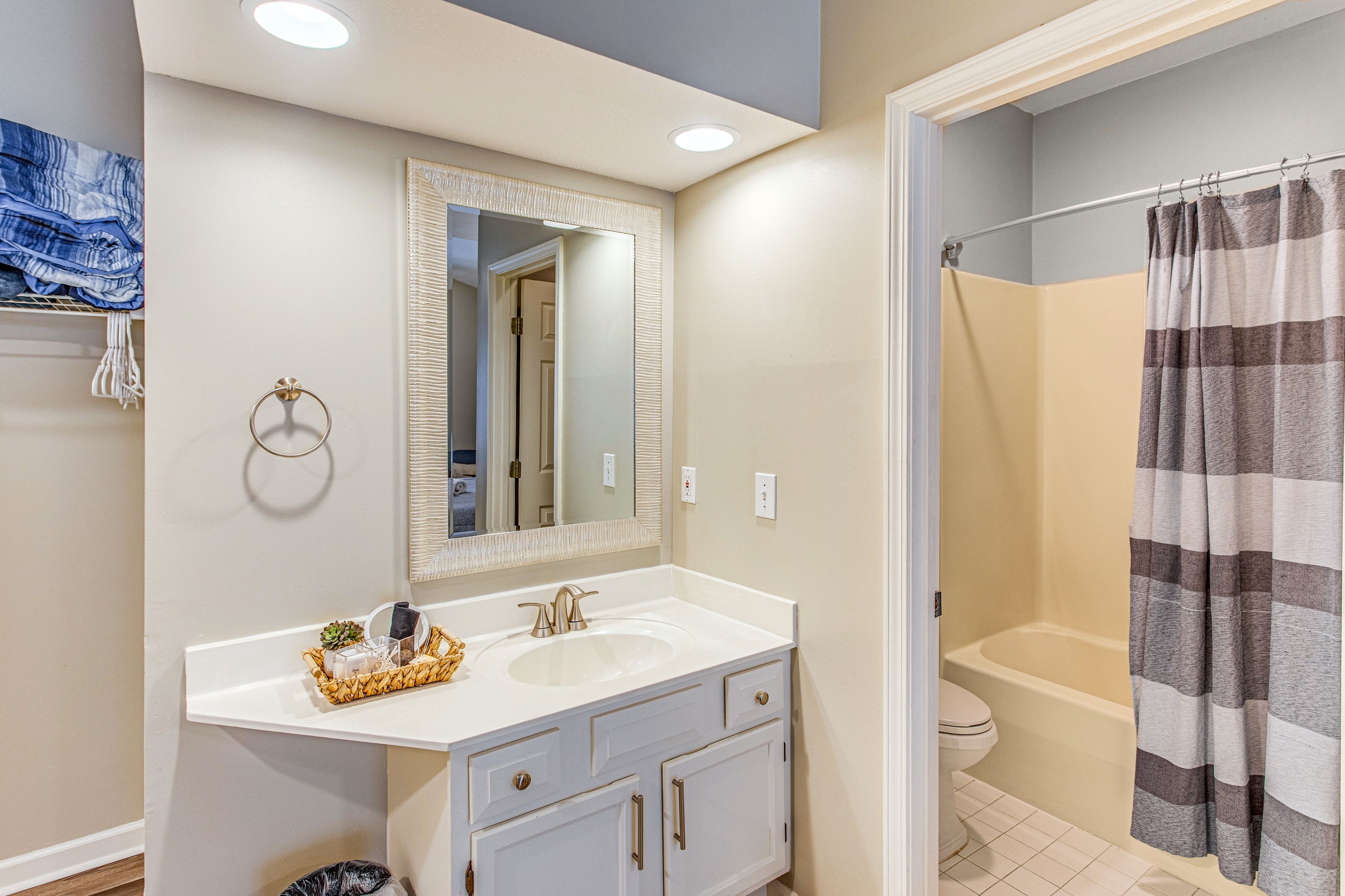 En-Suite Bathroom