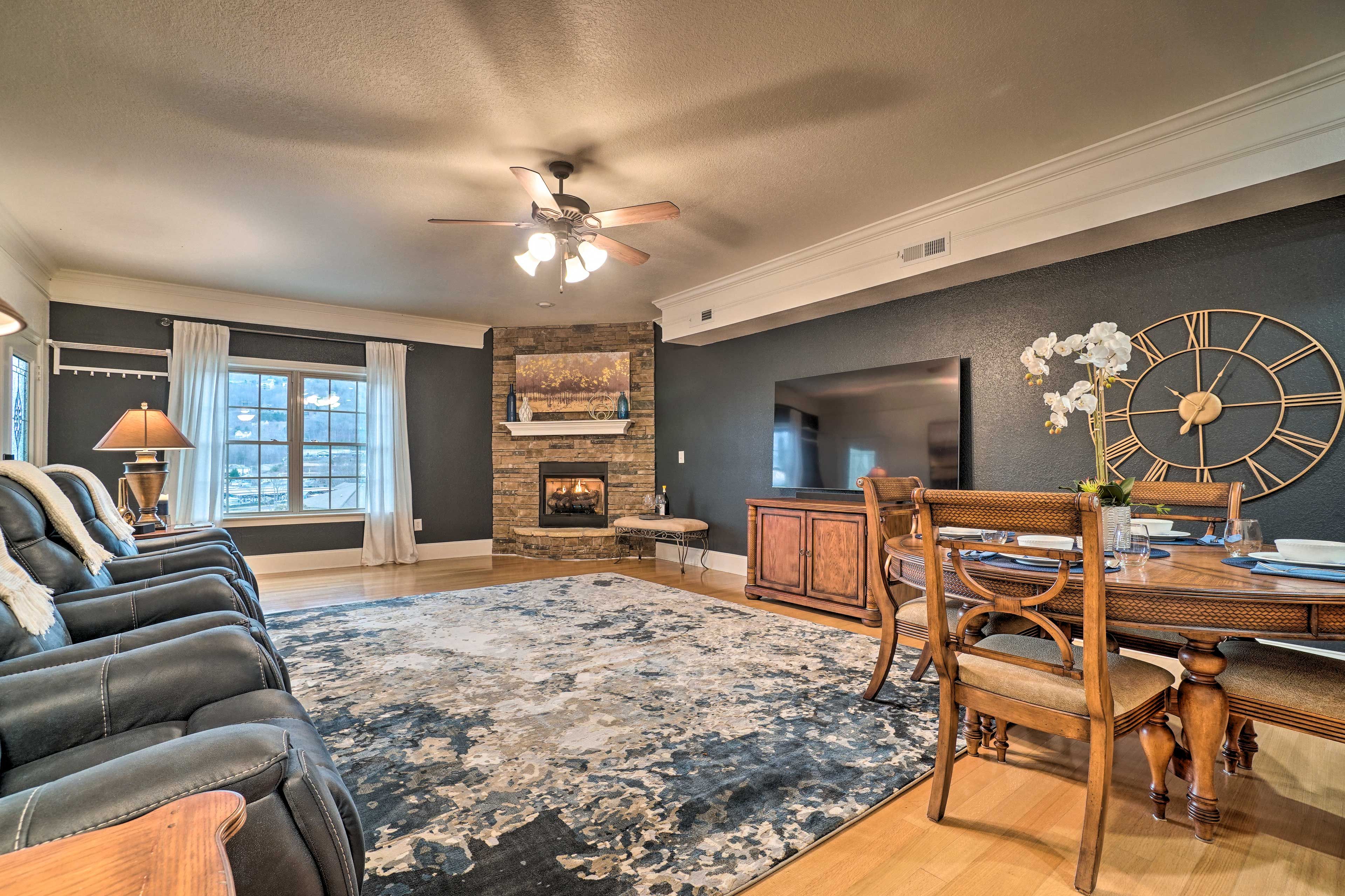 Living Room | Central Heating & Air Conditioning