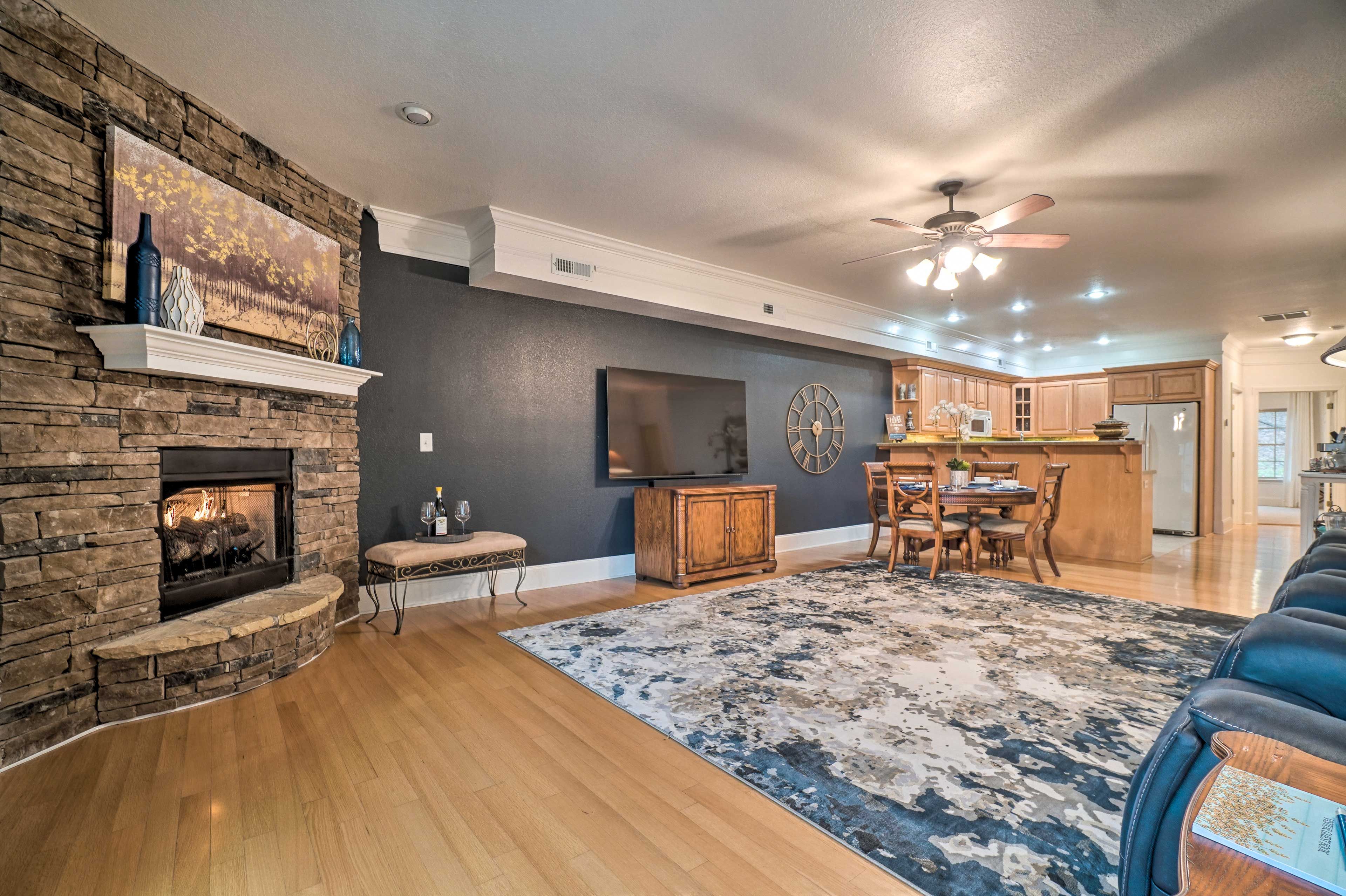 Living Room | Free WiFi