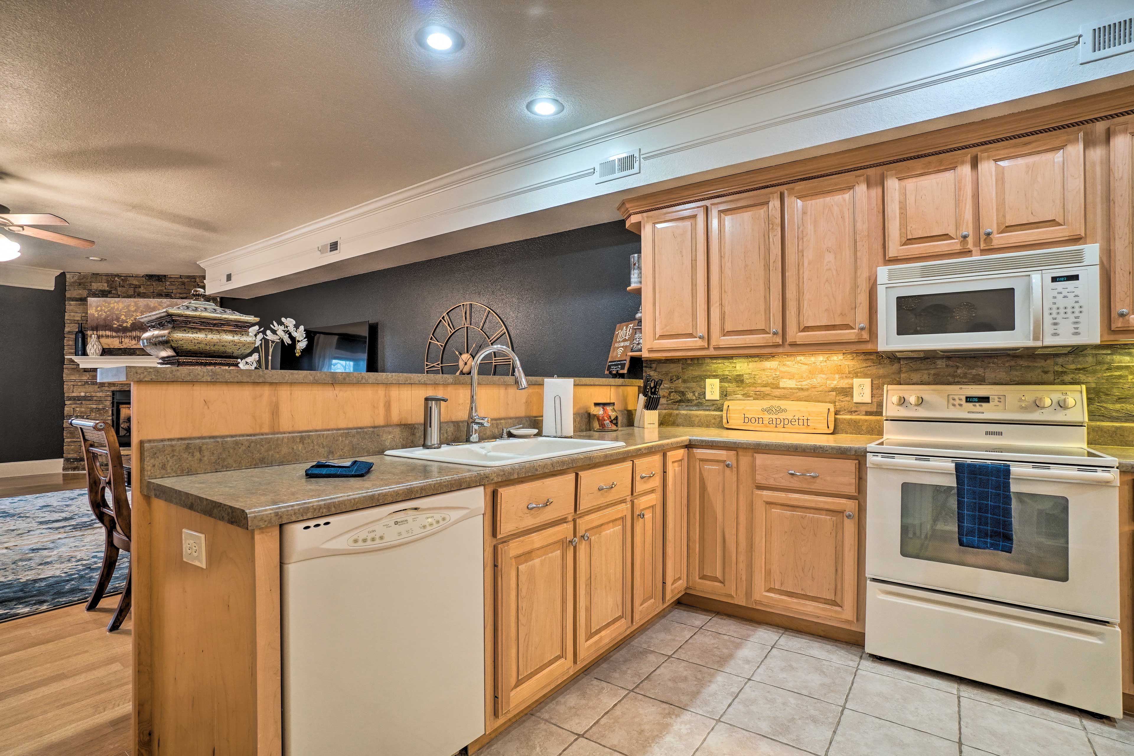Kitchen | Fully Equipped