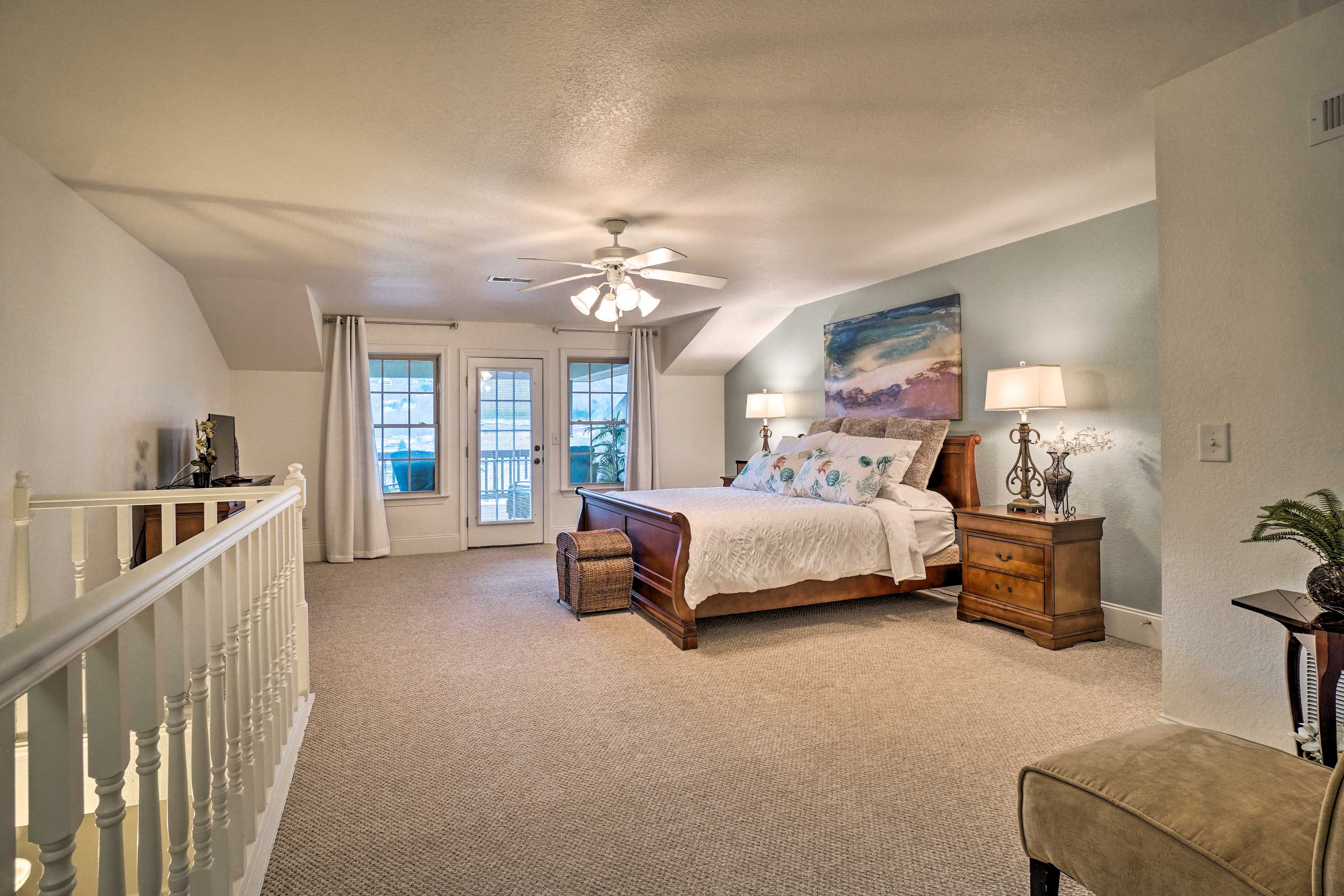 Bedroom 2 | 2nd Floor | King Bed
