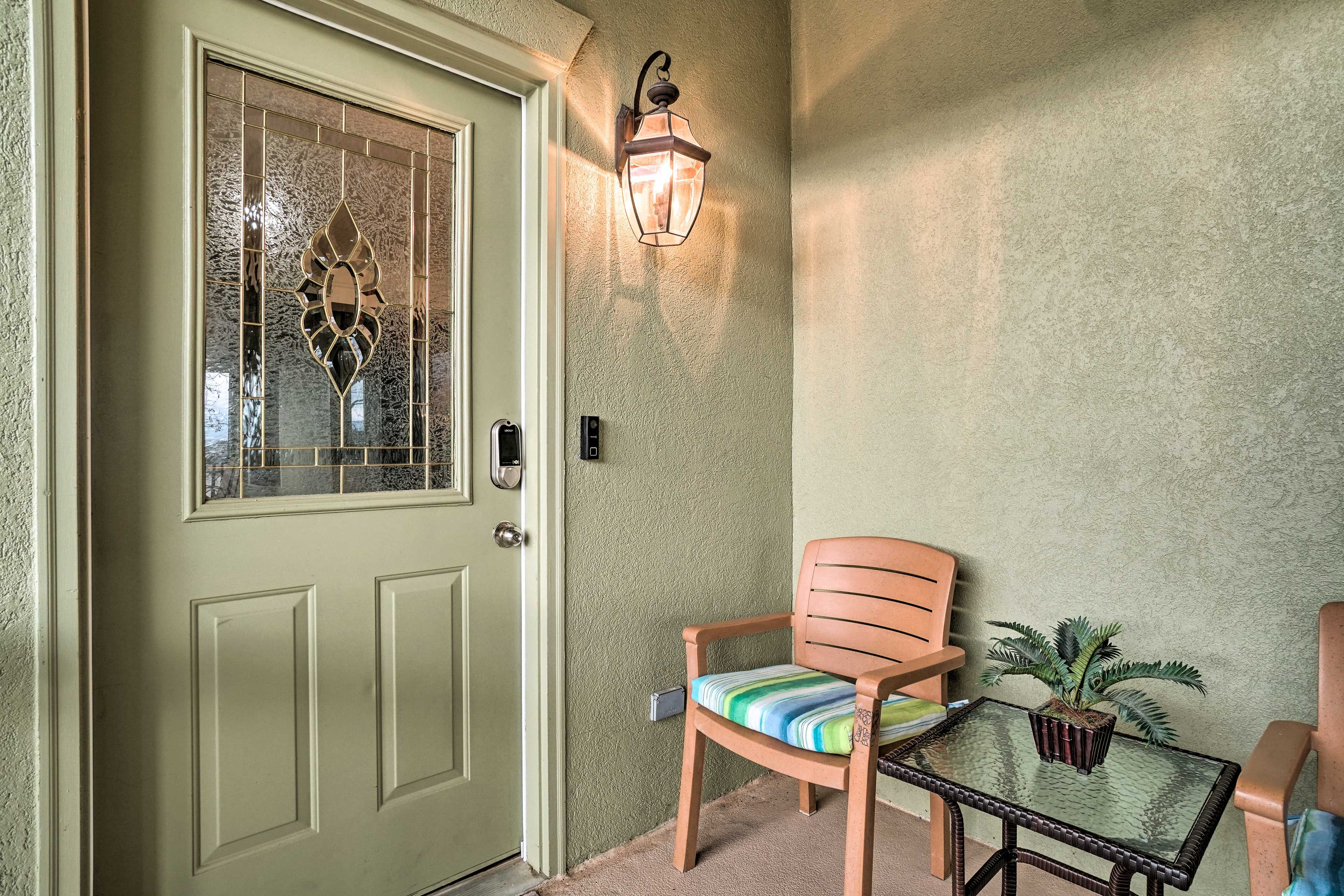 Entrance | Keyless Entry | Doorbell Camera