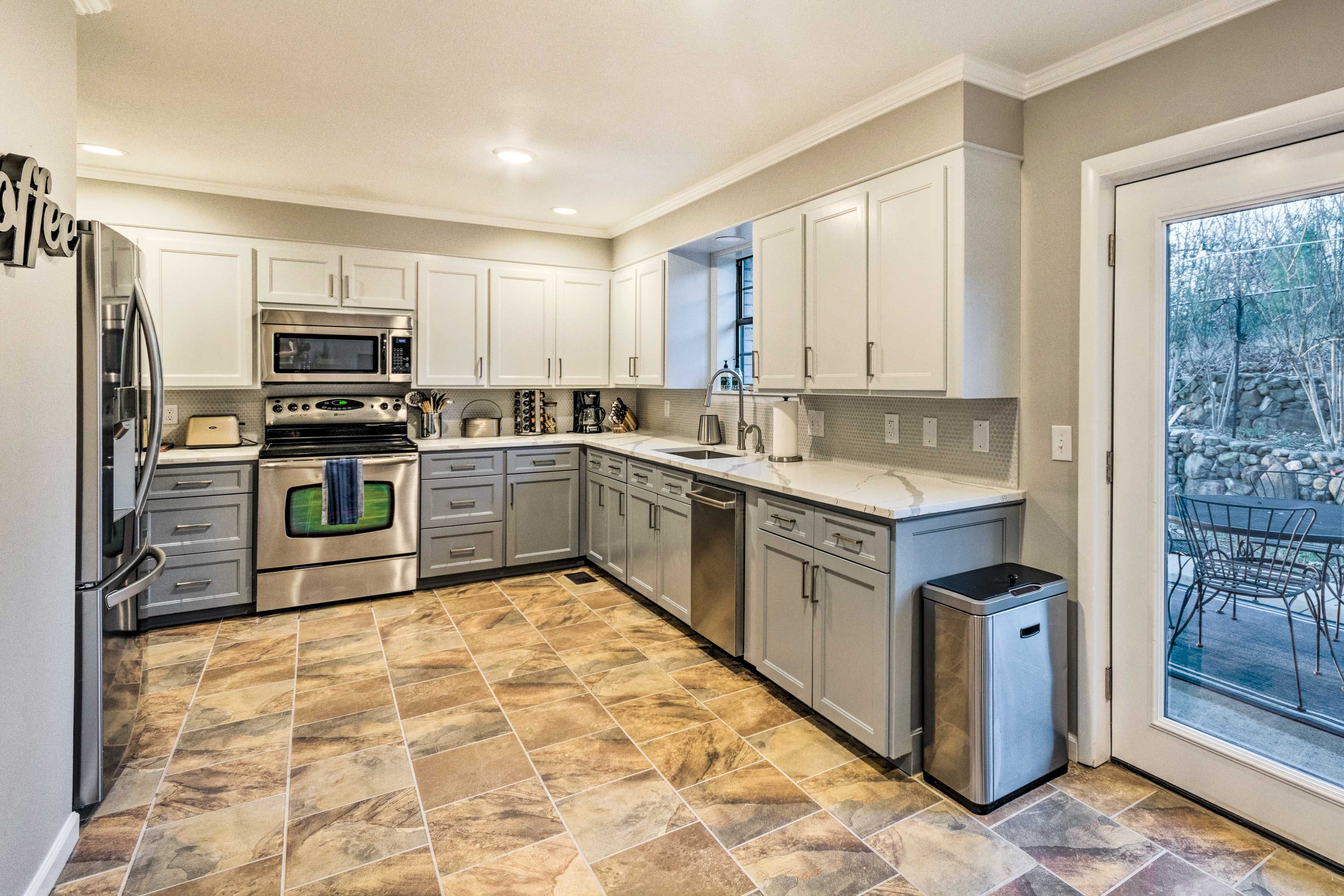 Kitchen | Dishwasher | Drip & French Press Coffee Makers | Cooking Basics