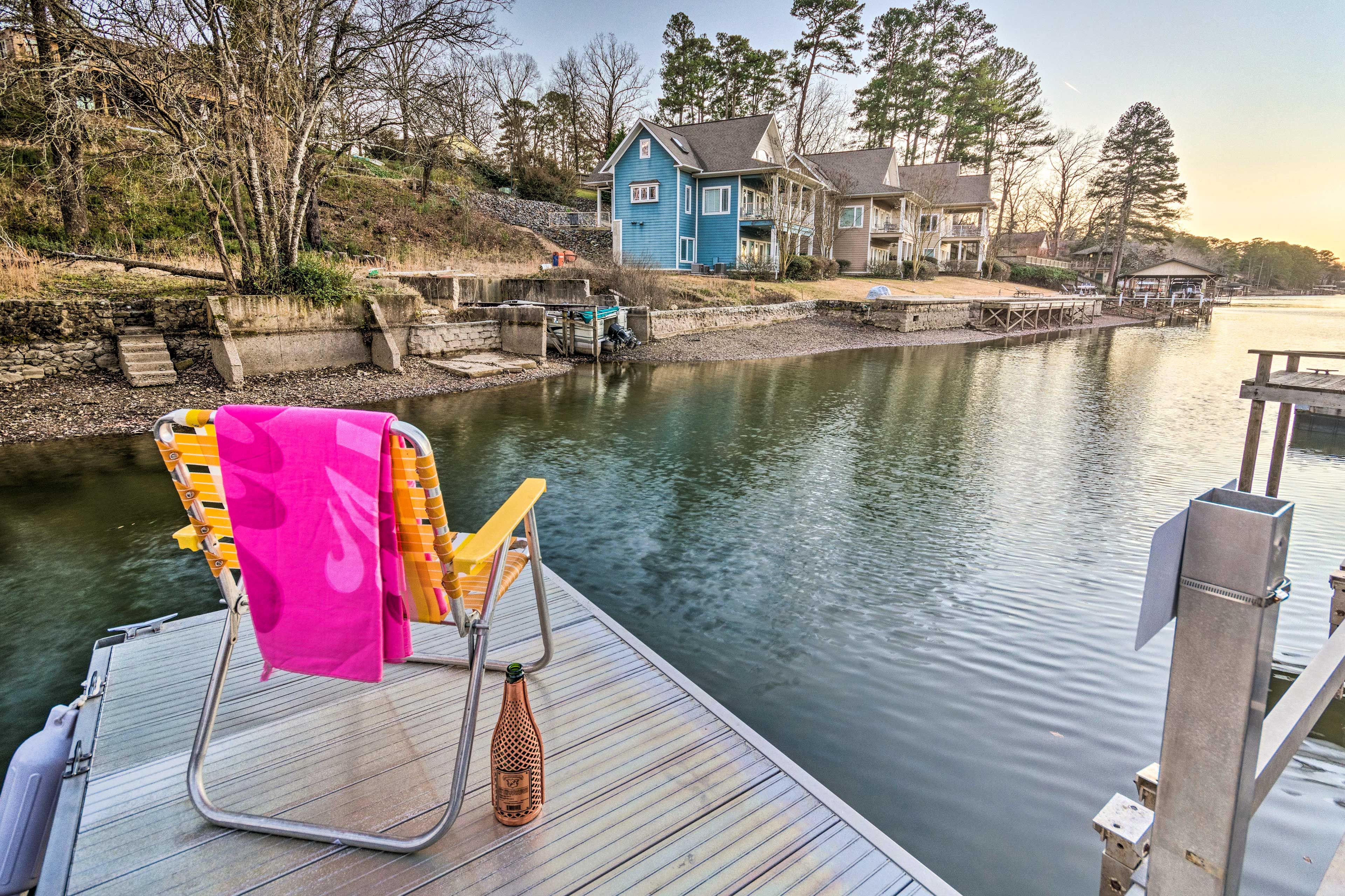 Private Dock | Lake Access