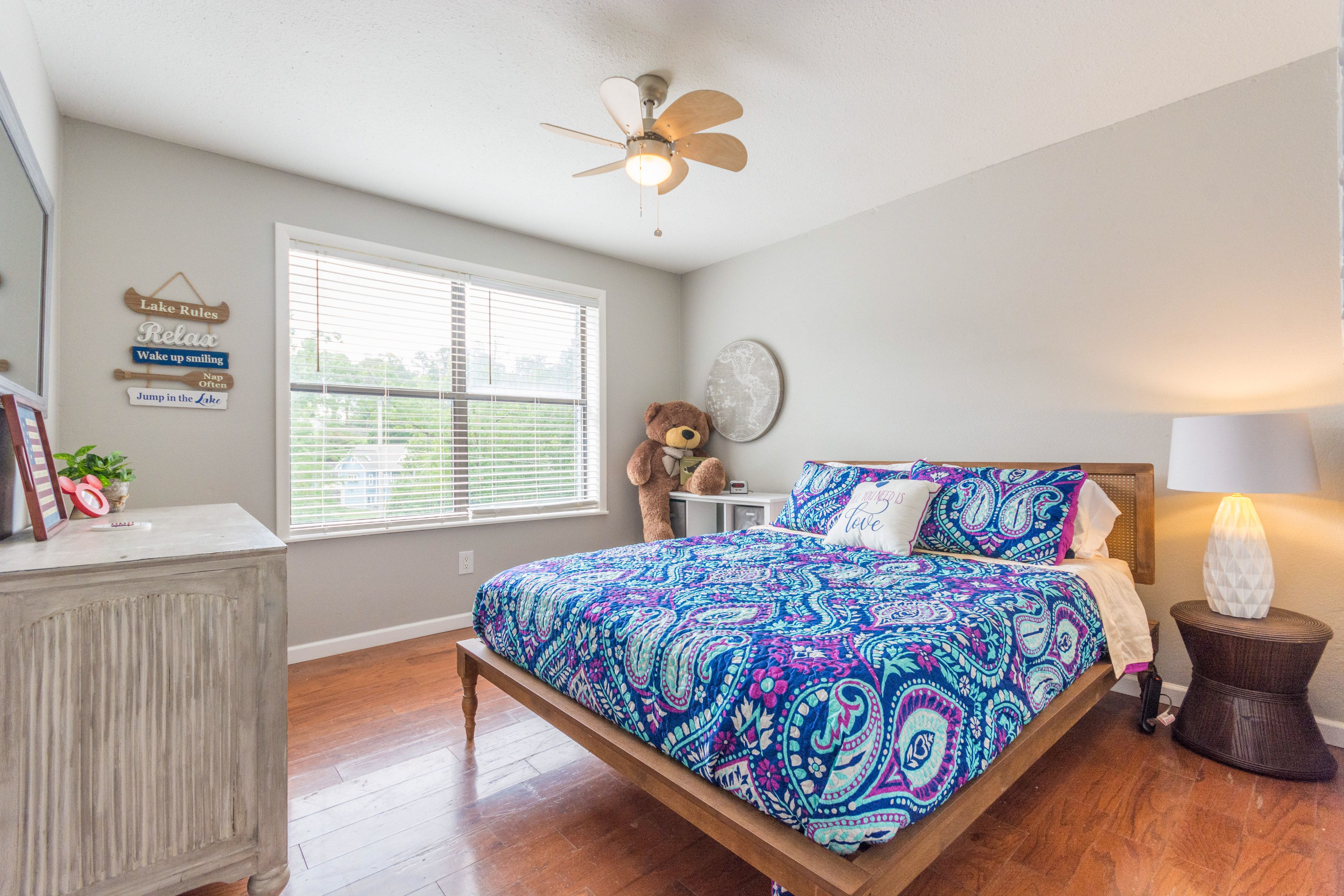 Bedroom 3 | Queen Bed