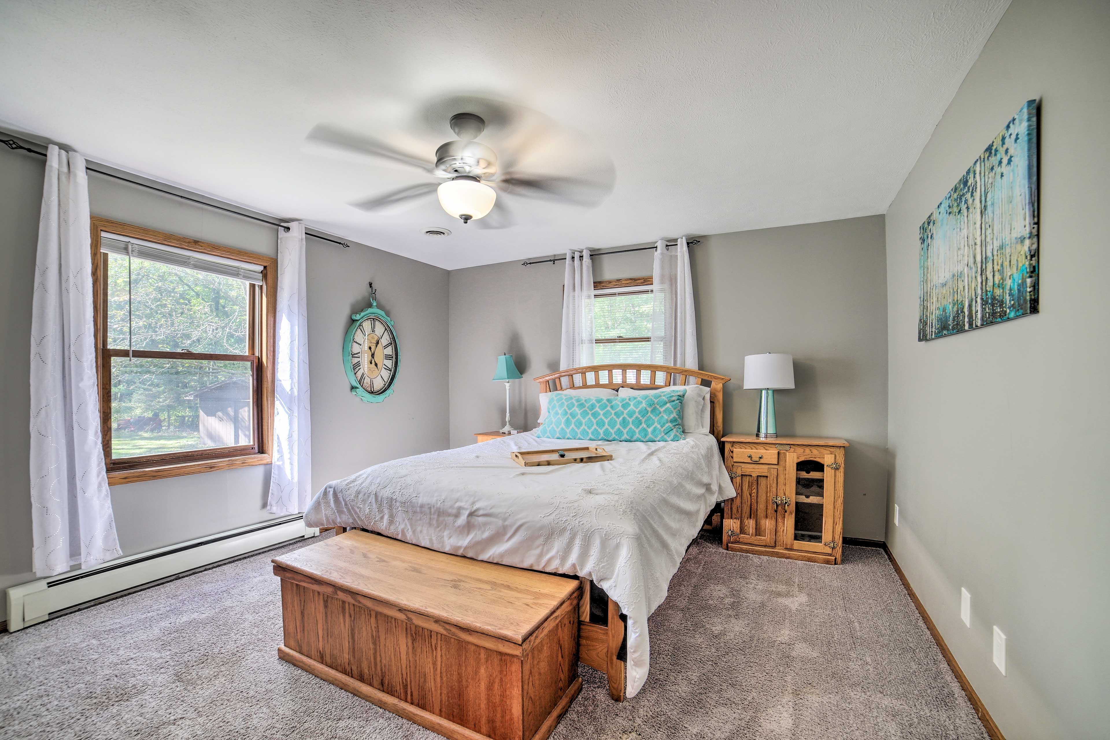 Bedroom 1 | King Bed | Upper Level