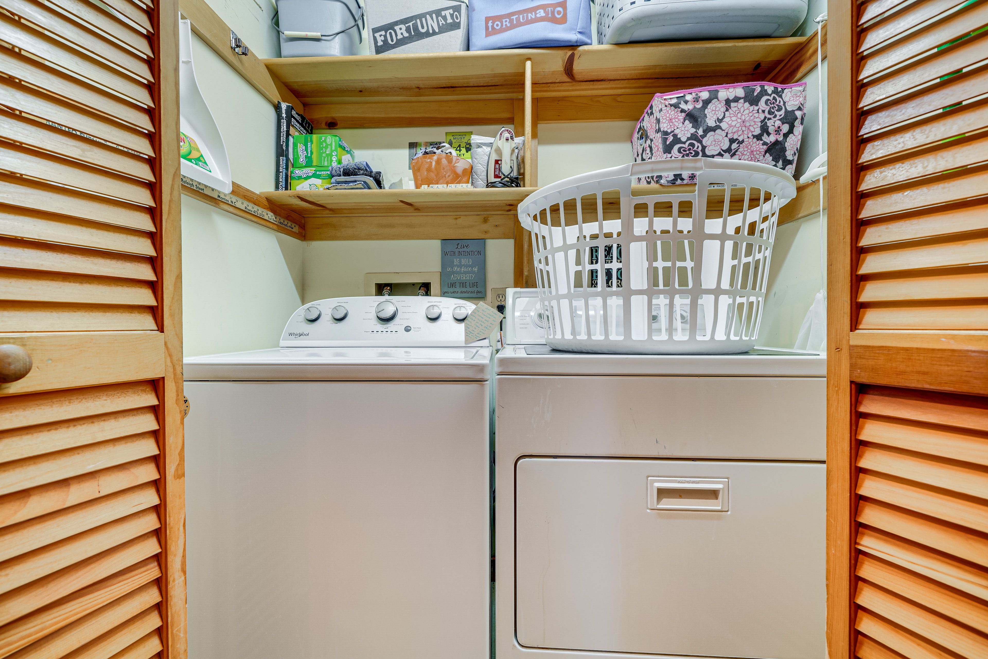 Laundry Room | Washer/Dryer