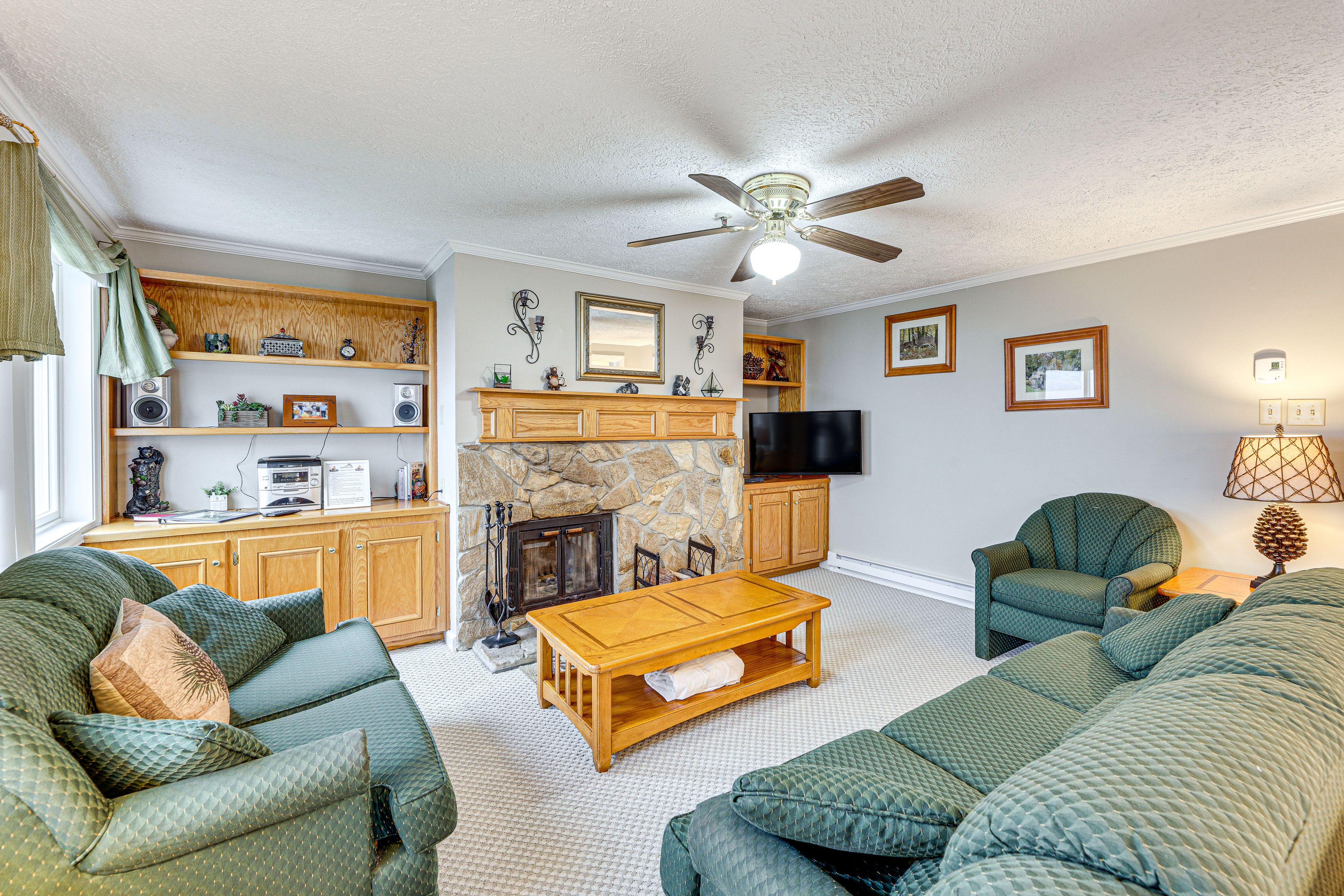 ntal | 2BR | 2BA | 1,000 Sq Ft | Elevator Access