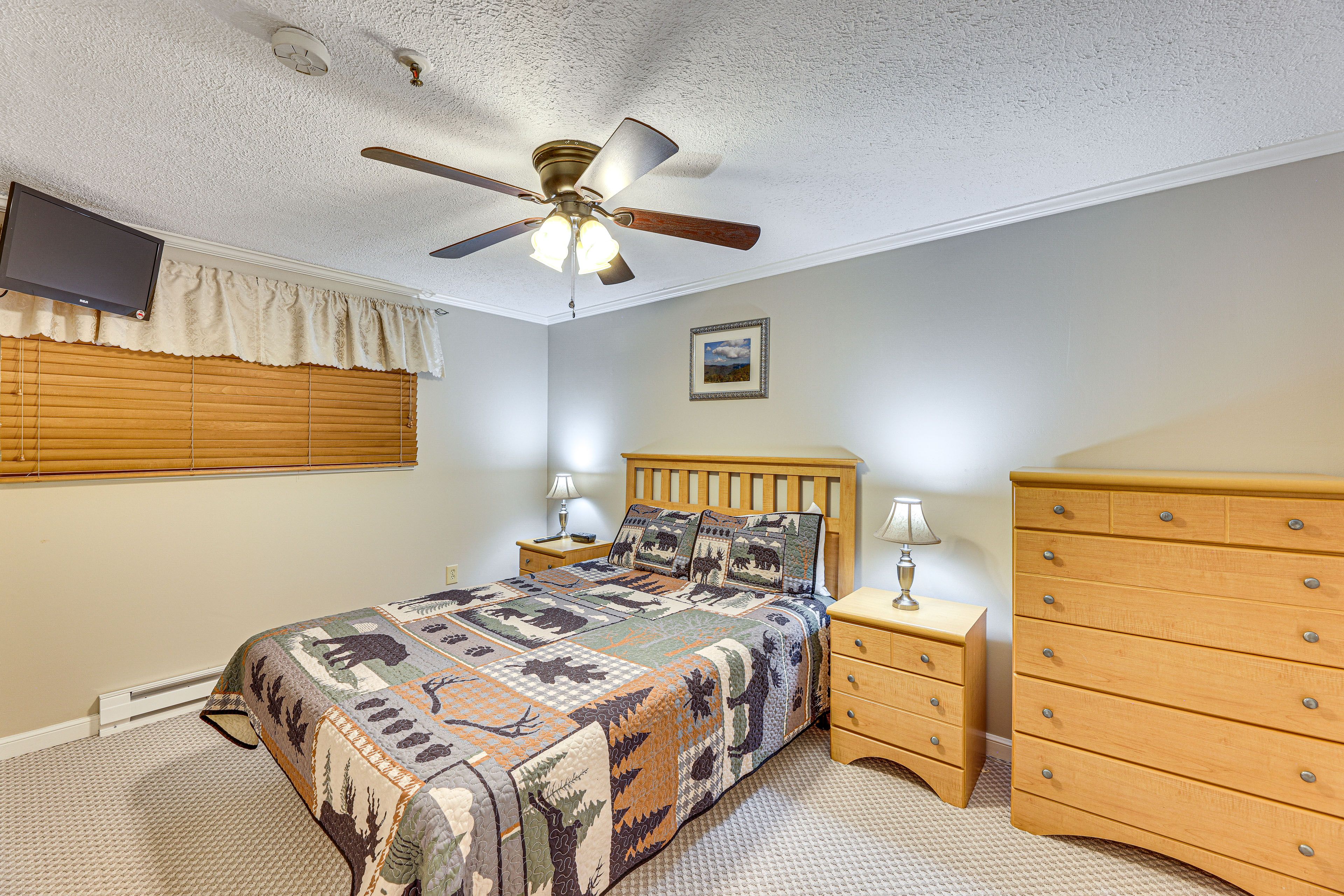 Bedroom 1 | Queen Bed | Linens Provided | Smart TV