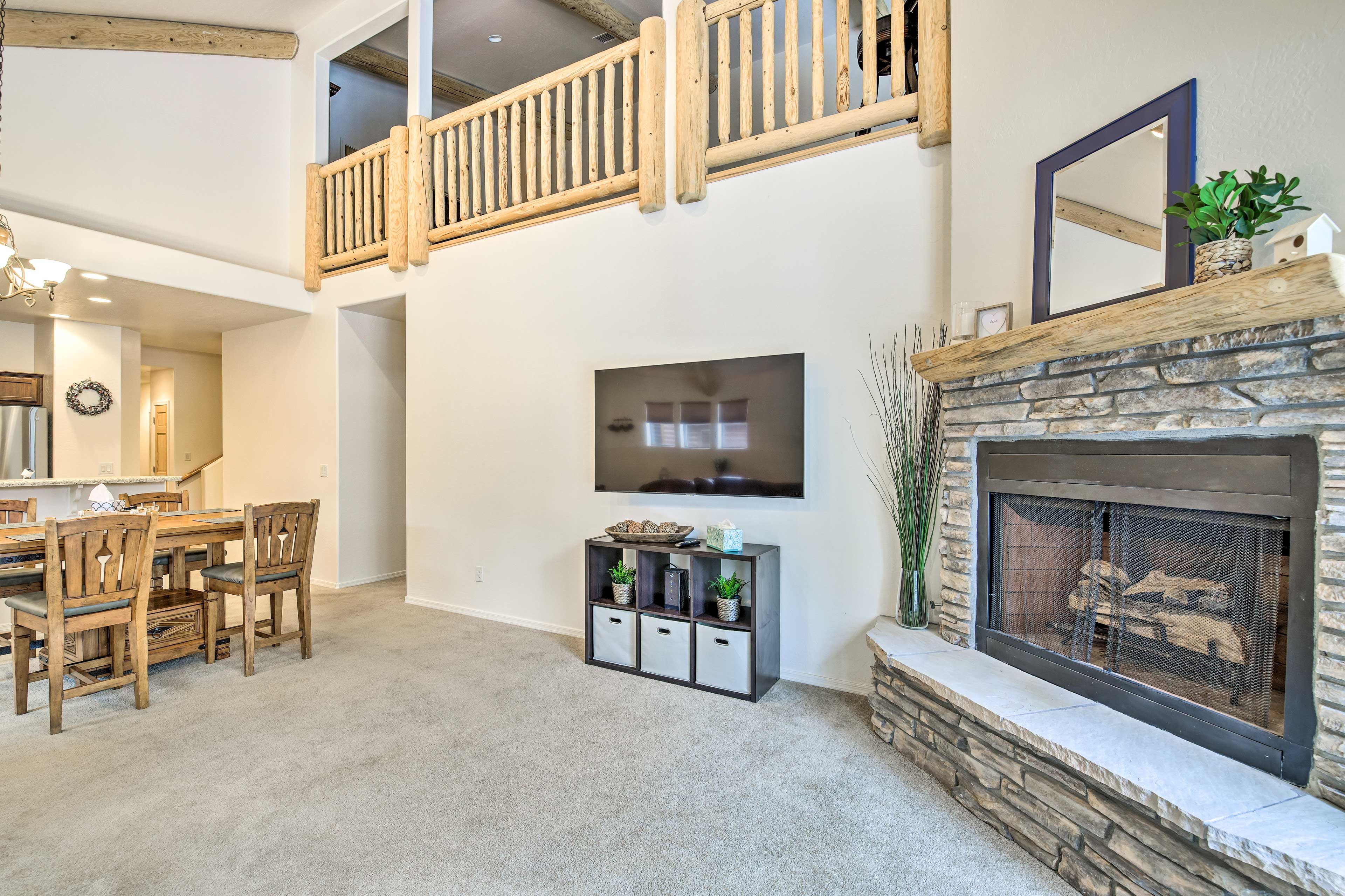 Living Room/Dining Room