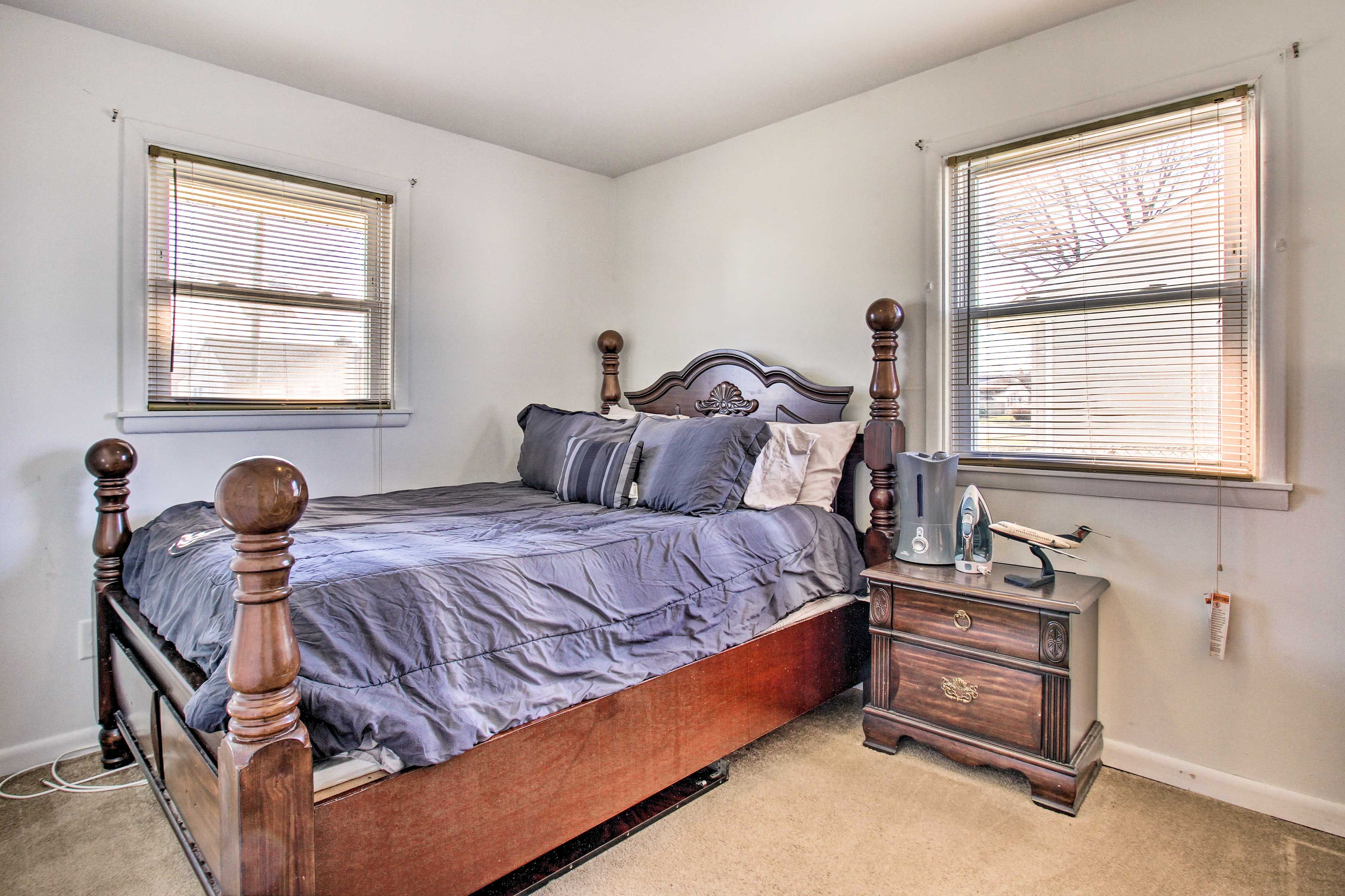 Bedroom 3 | Full Bed | Humidifier | Iron