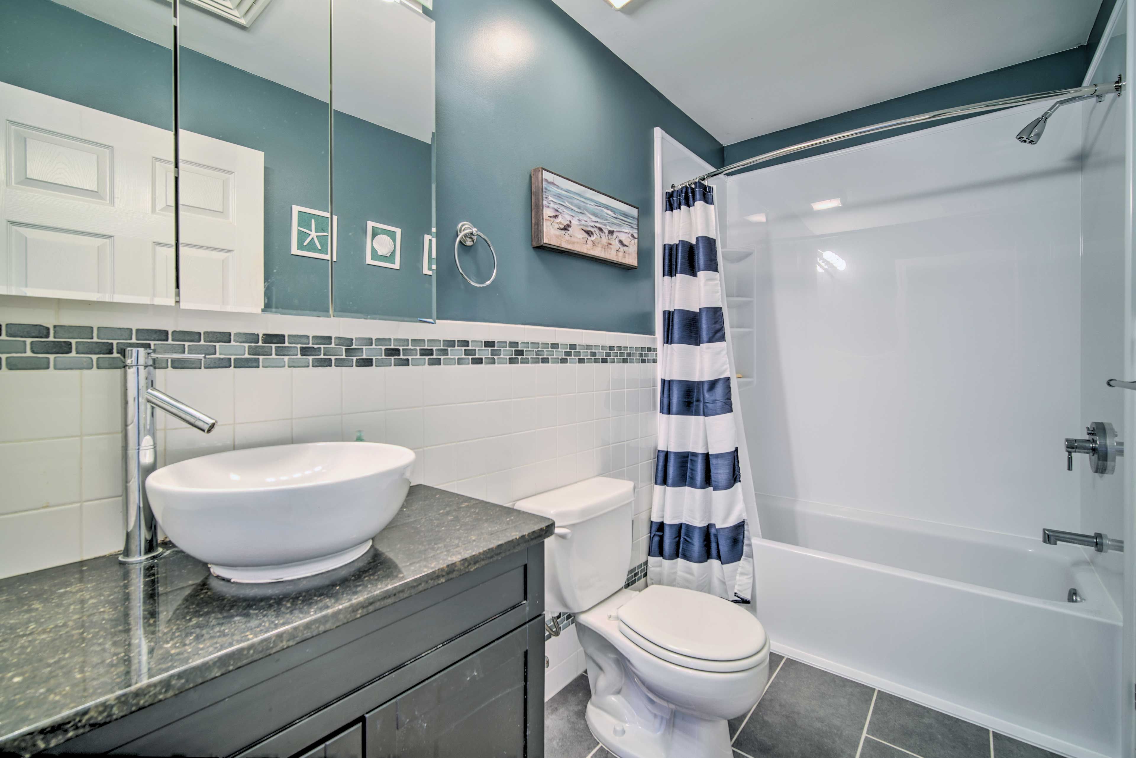 Full Bathroom