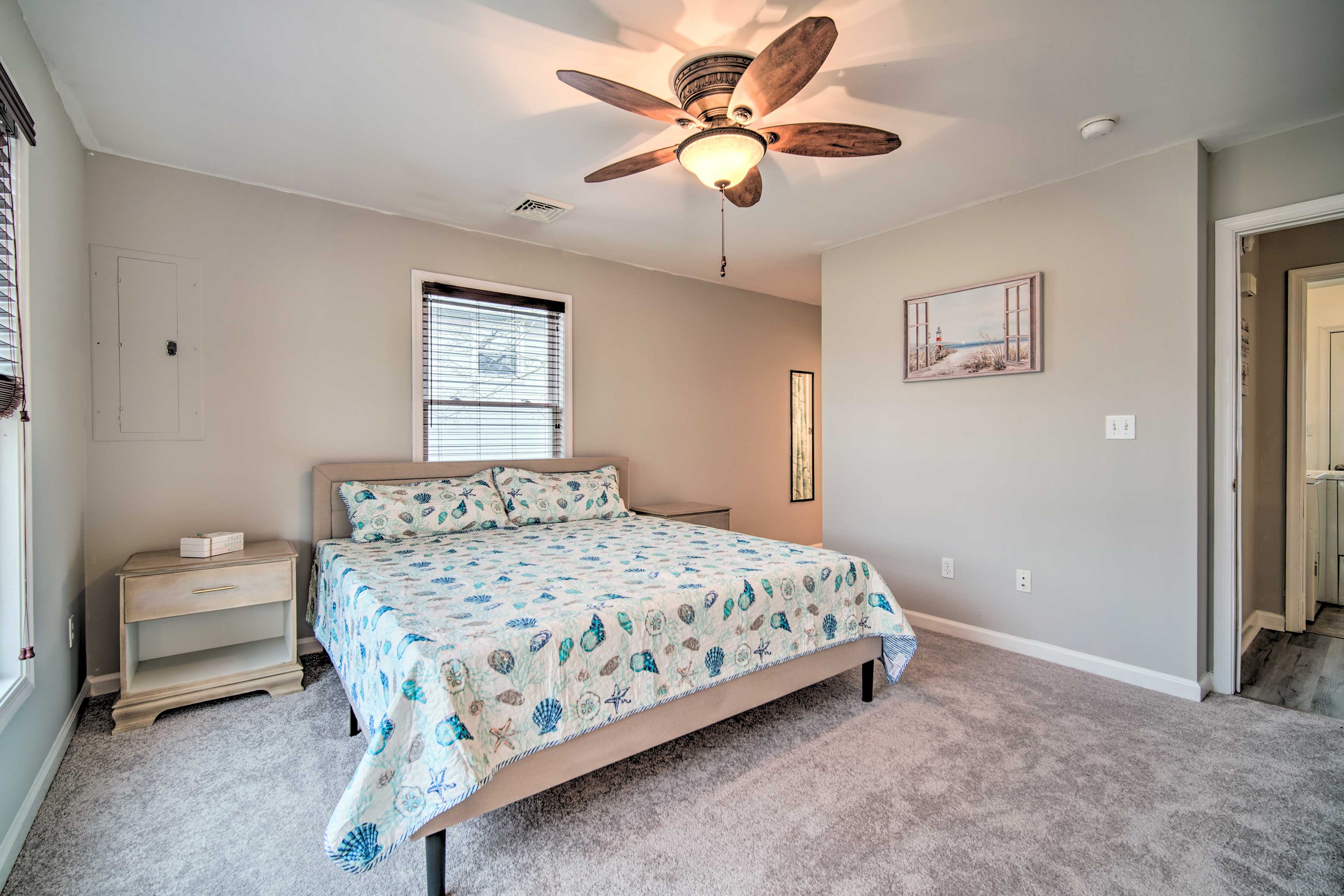 Bedroom 1 | Linens & Towels