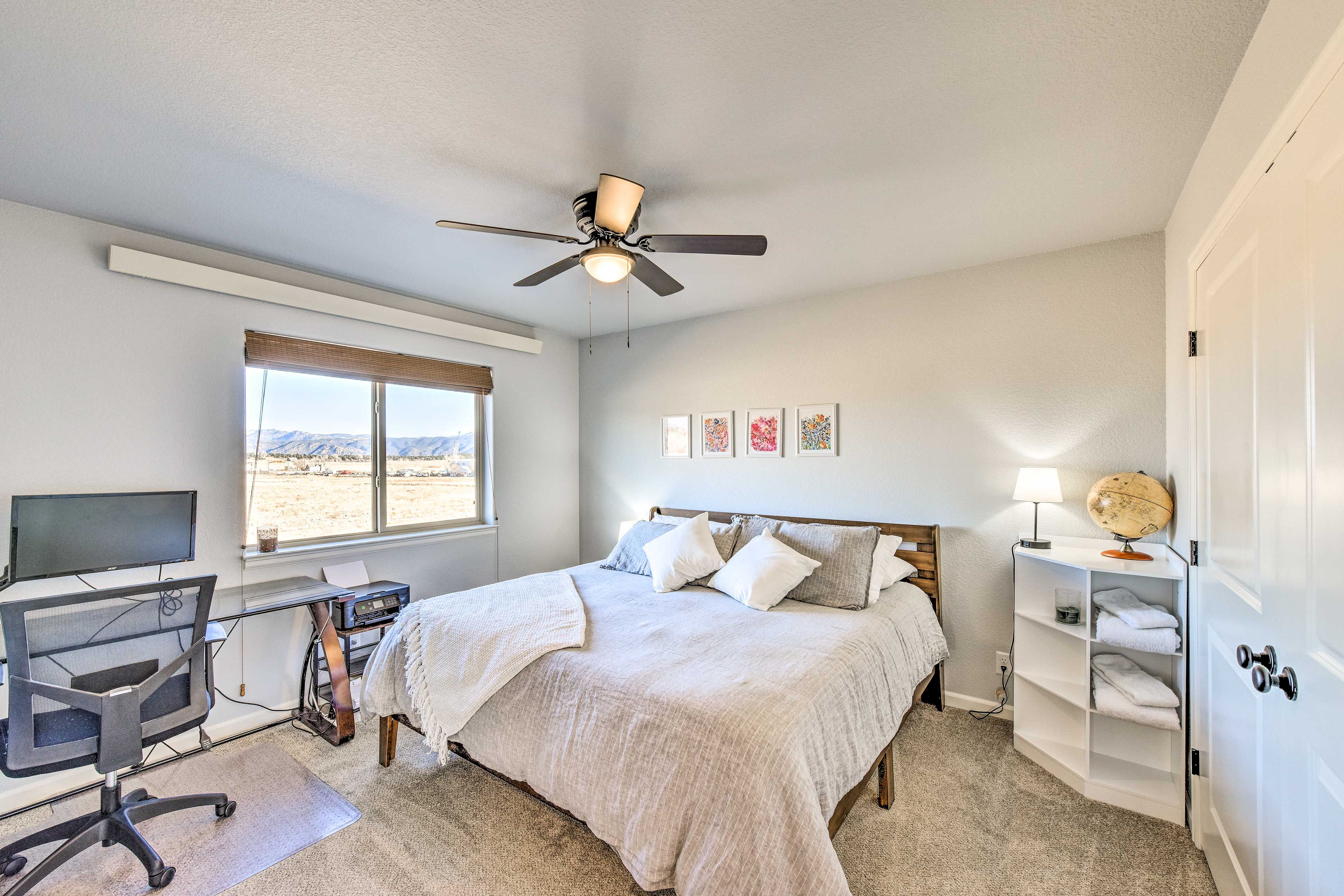 Bedroom 2 | King Bed