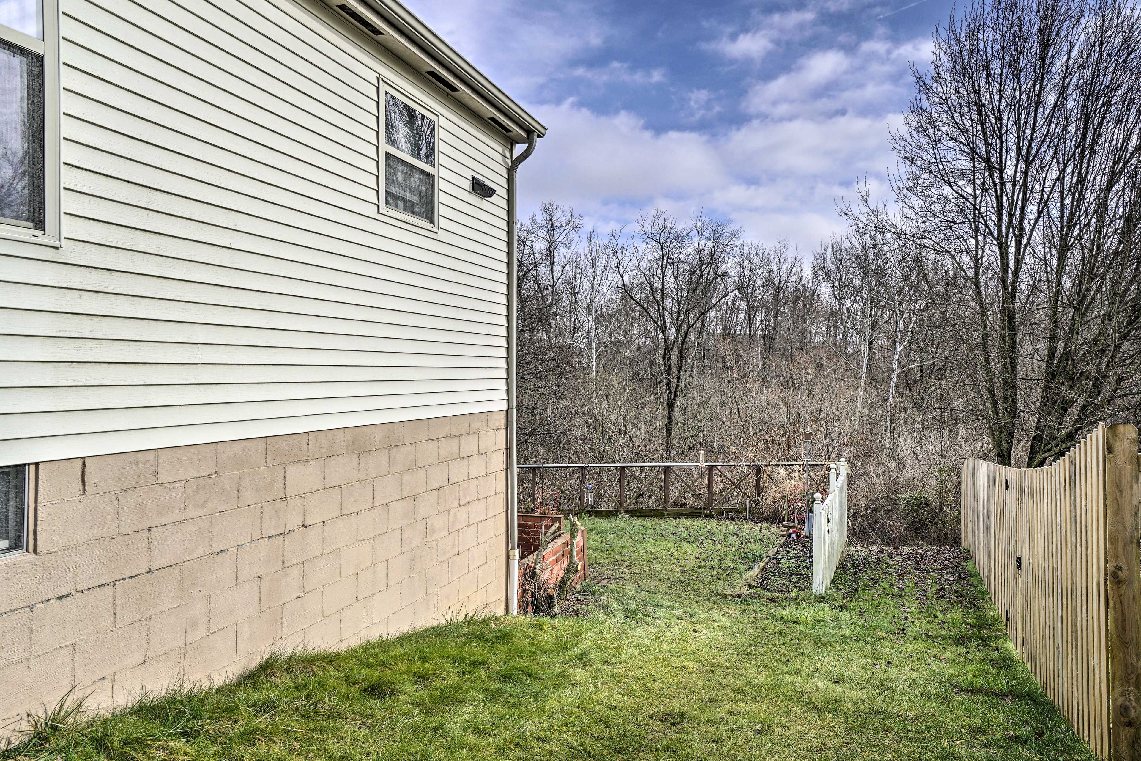 Fenced Yard
