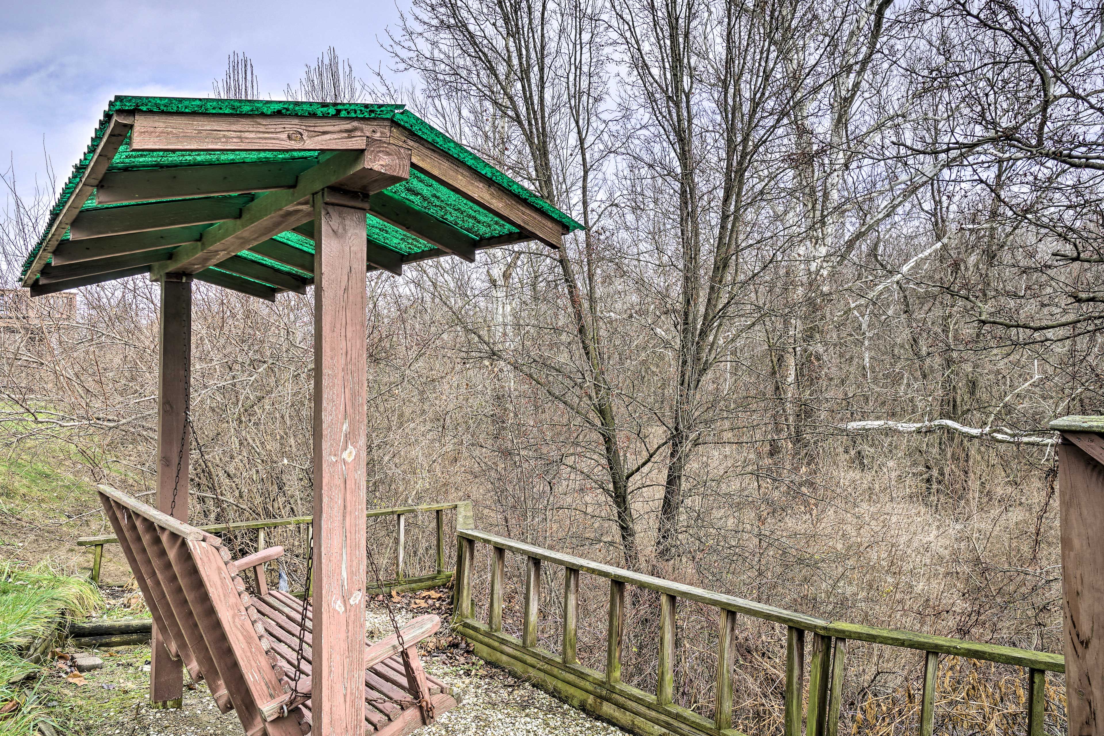 Swinging Bench