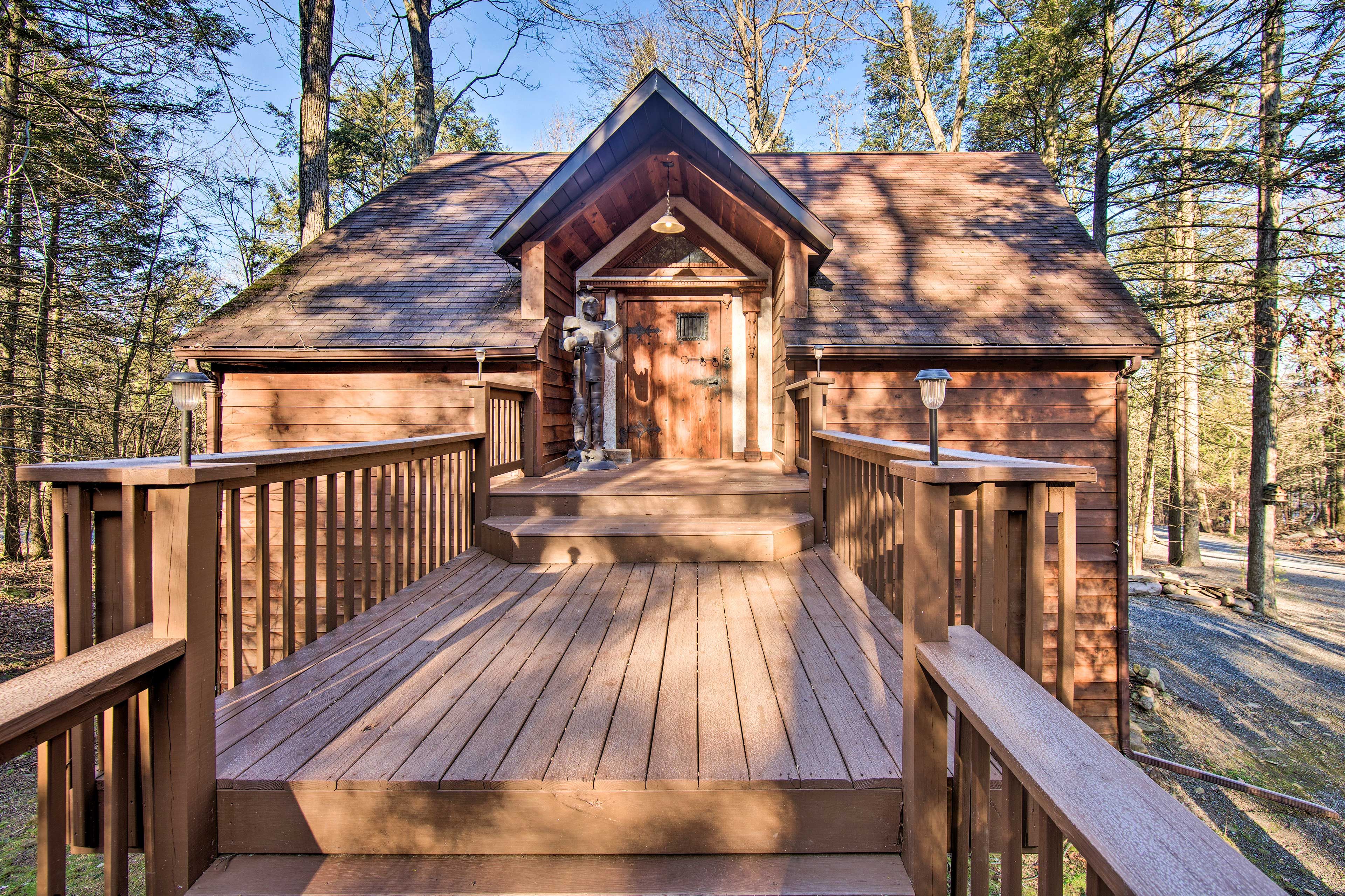 Property Exterior | Stairs Required for Additional Entrance