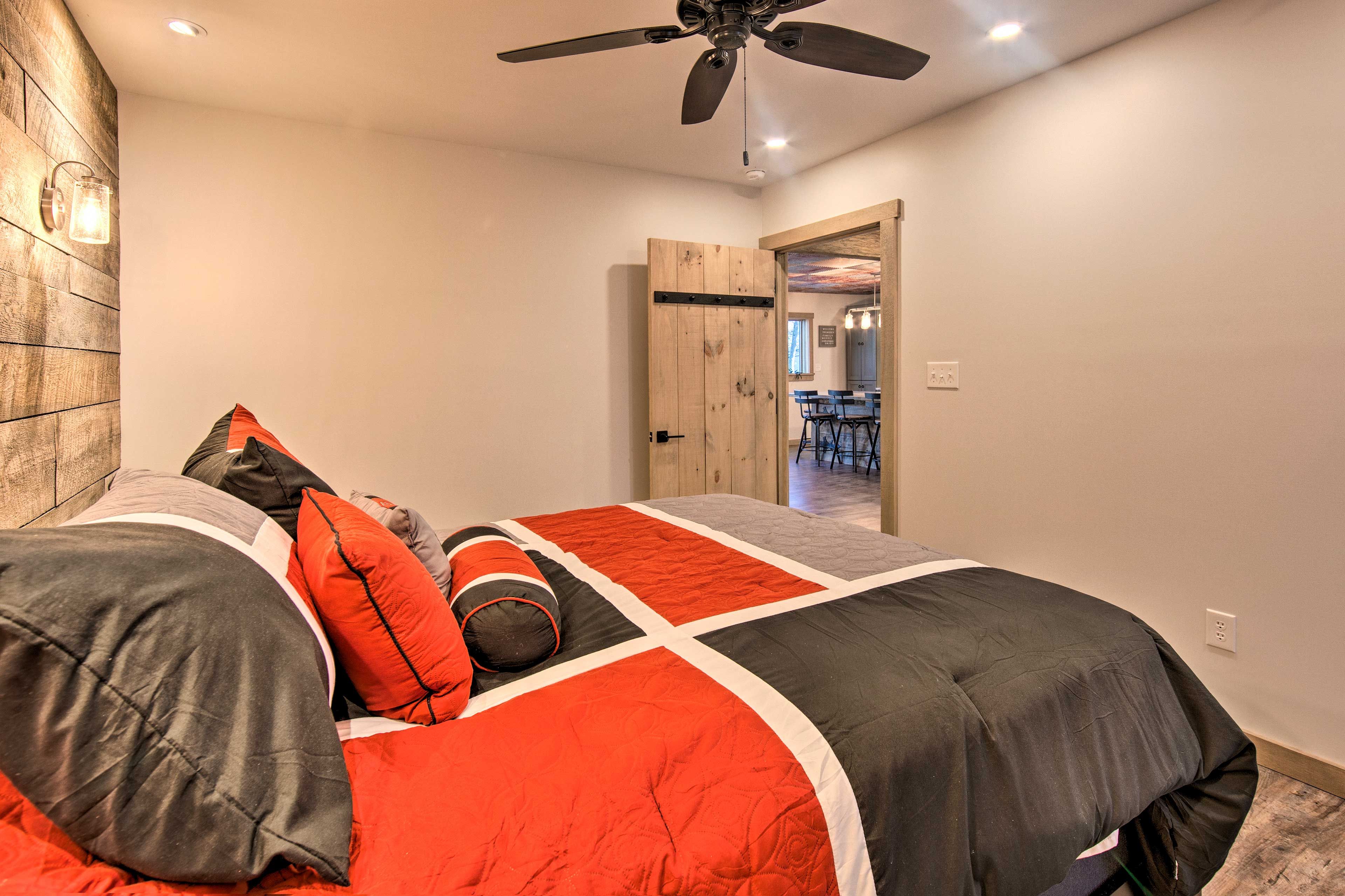 Bedroom 1 | Linens Provided