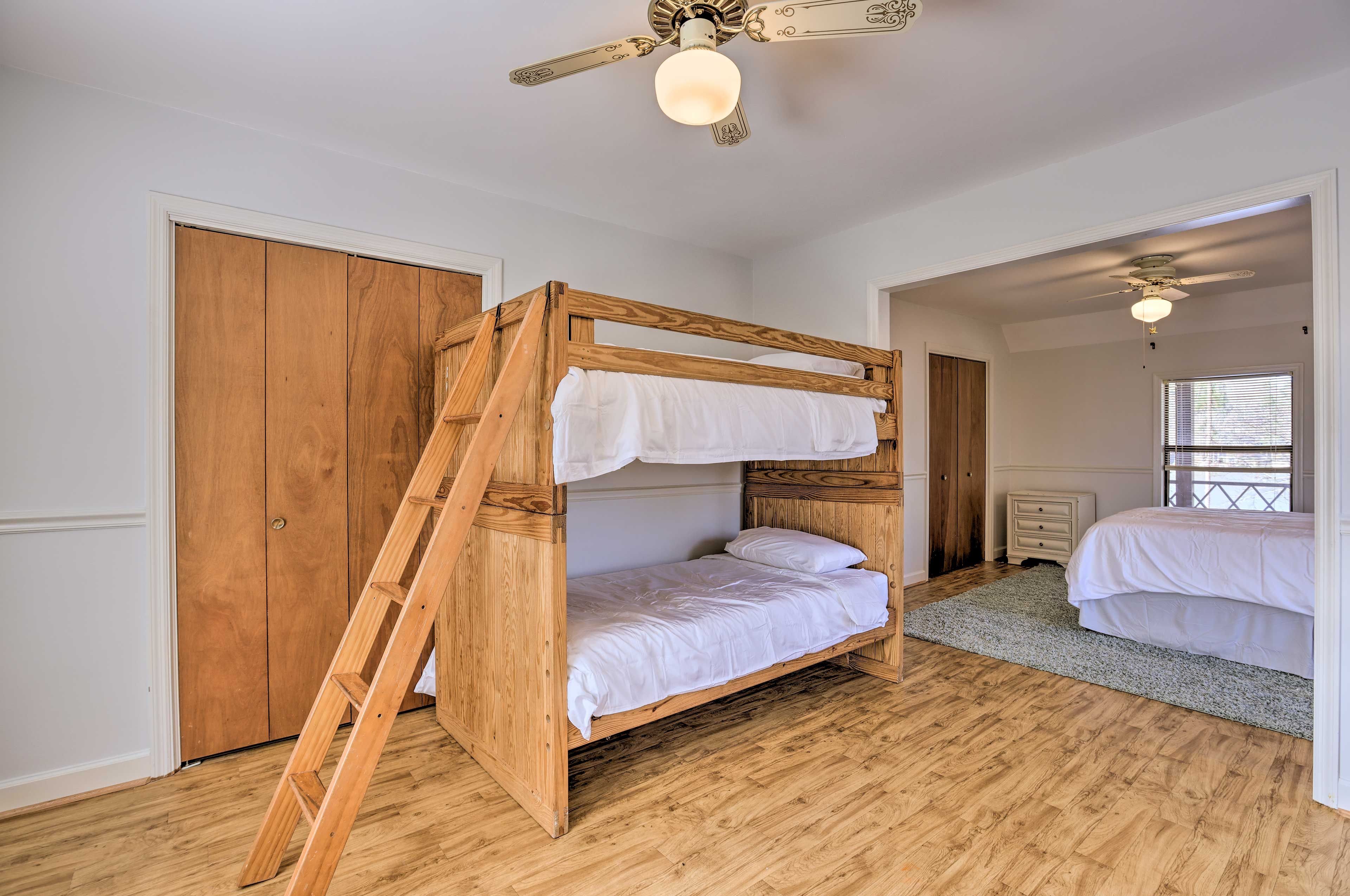 Bedroom 1 | Twin Bunk Bed