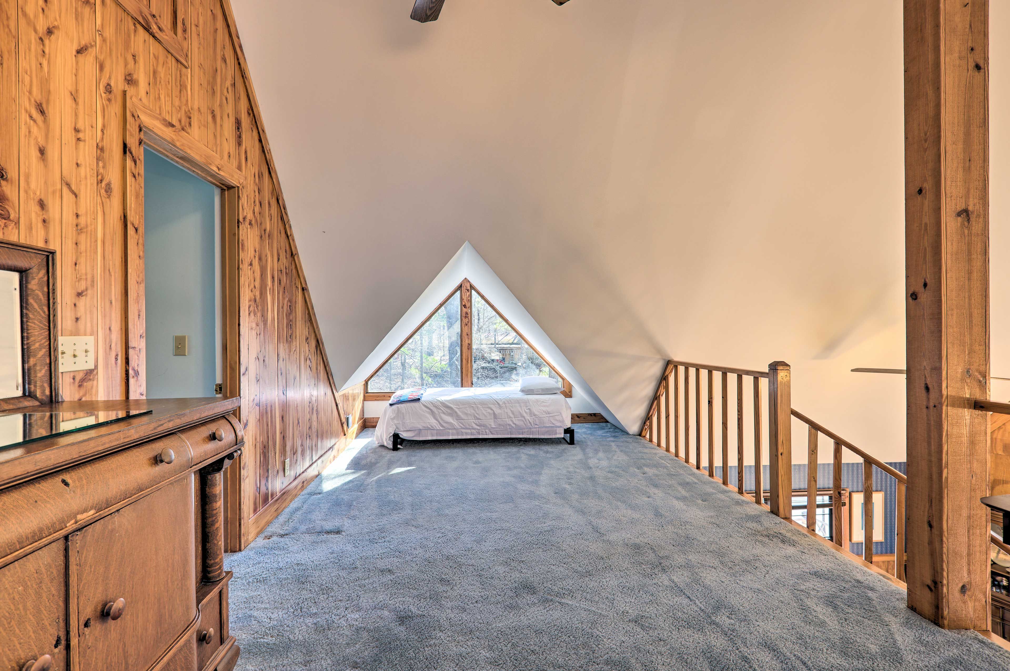 Loft | Twin Bed