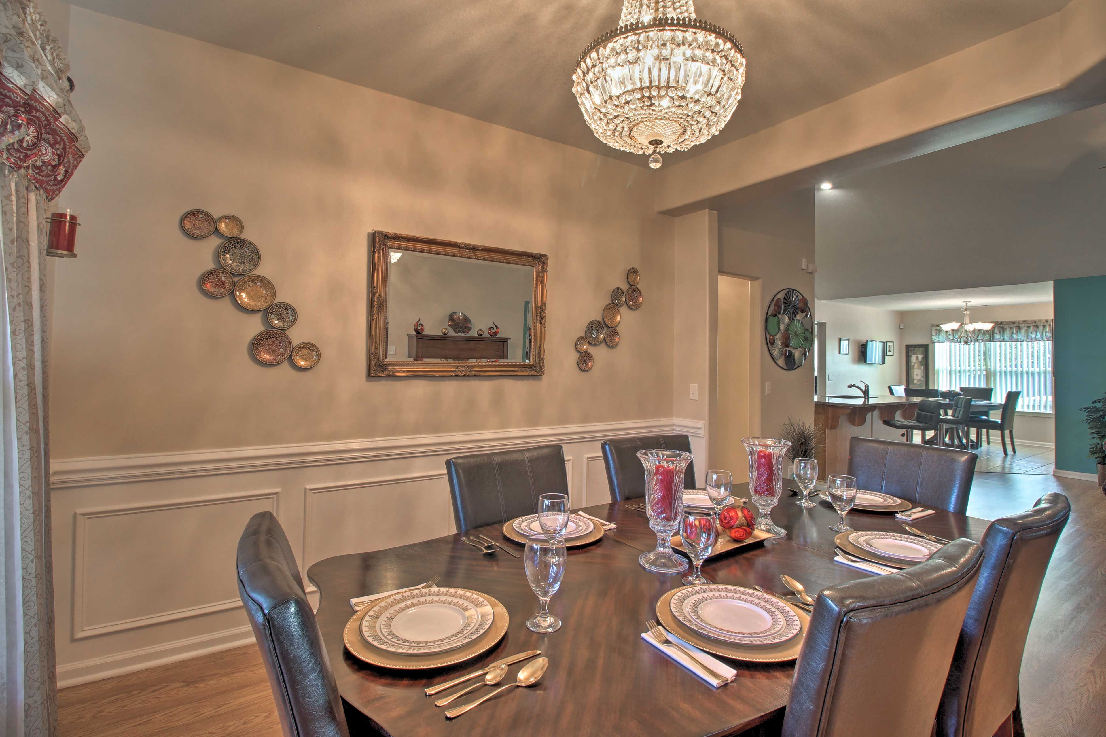 Dining Area | Main Floor