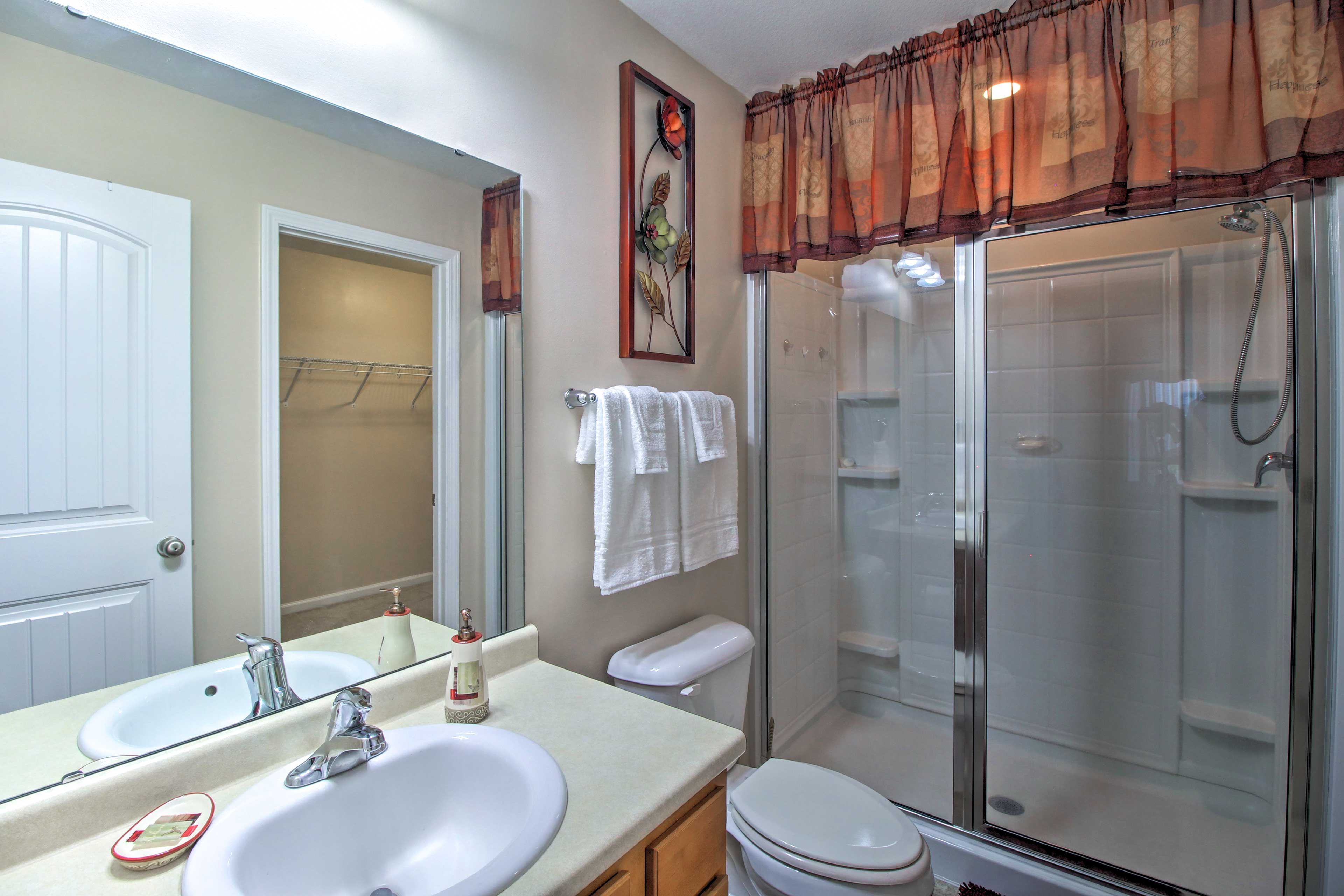 En-Suite Bathroom