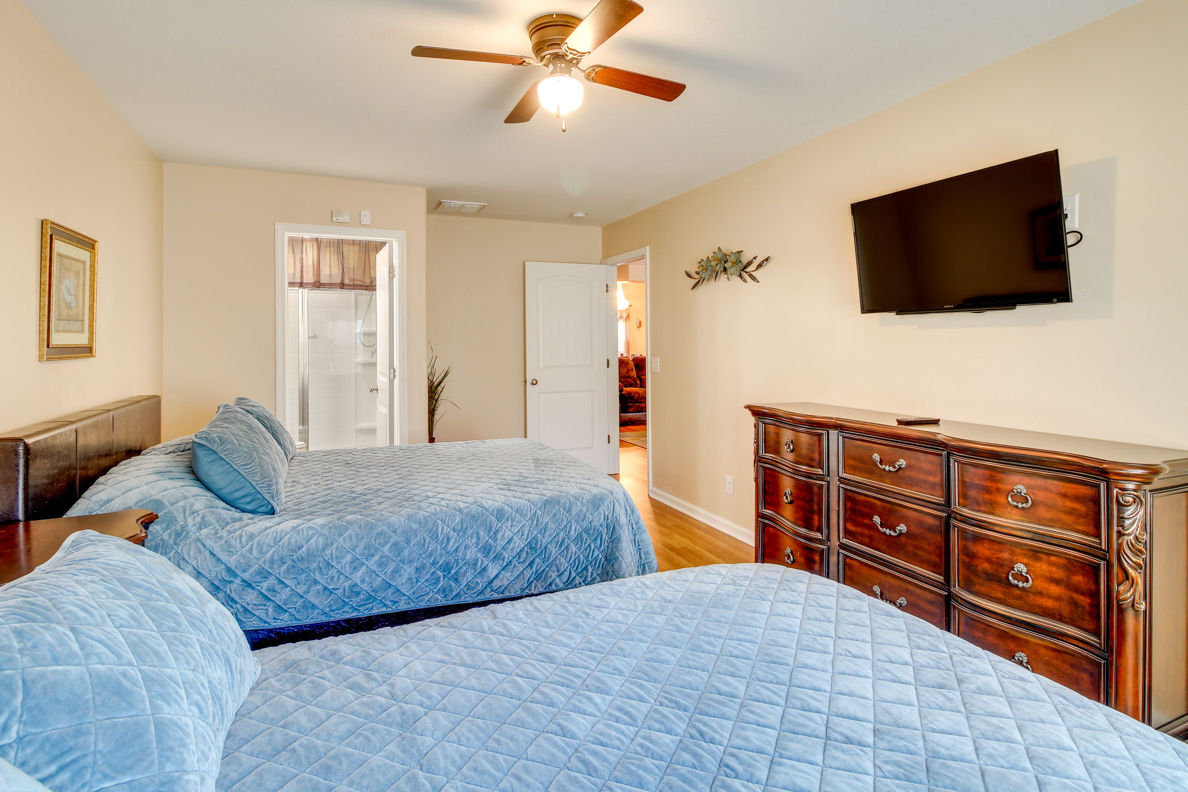 Bedroom 3 | Main Floor