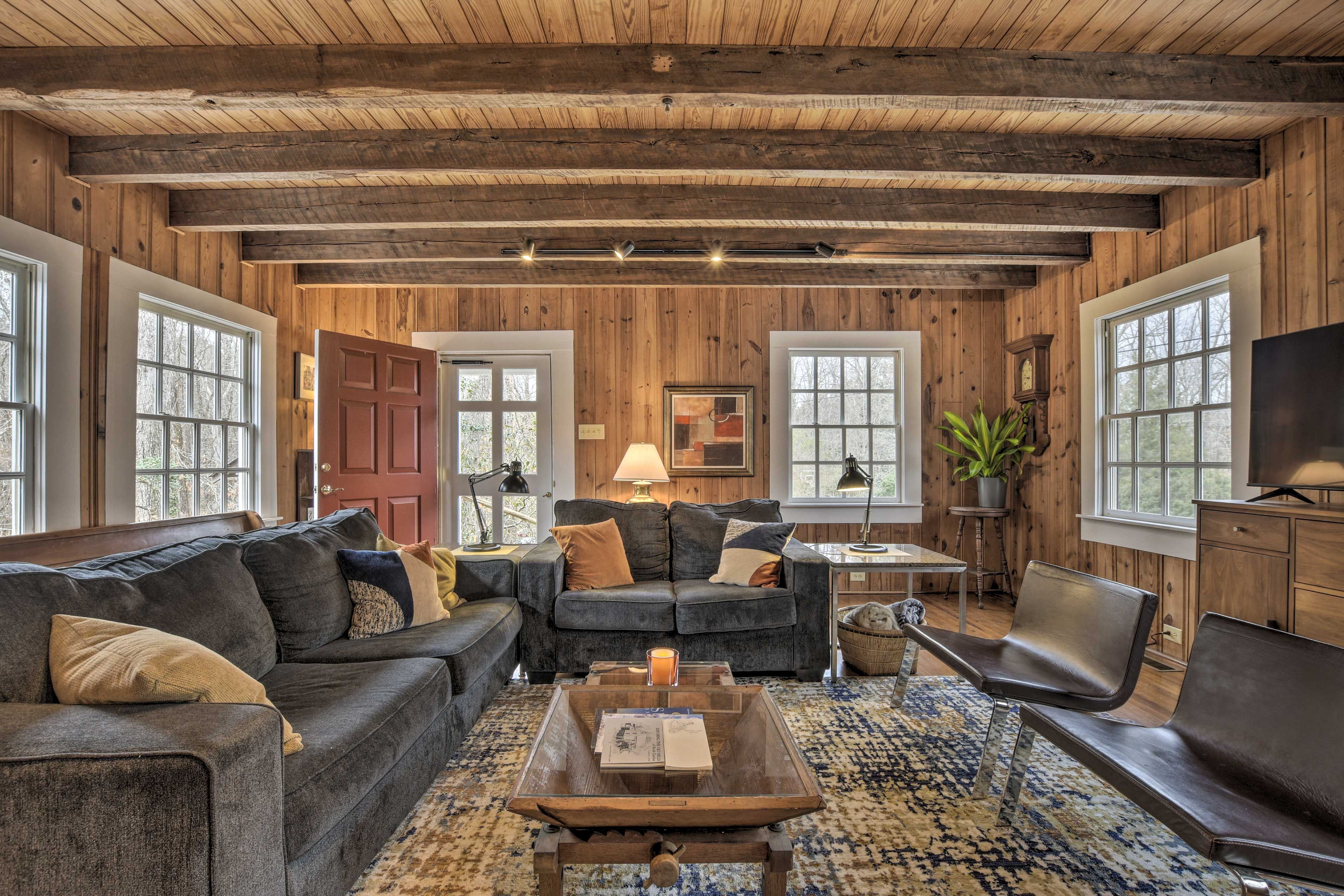 Living Room | Wood-Burning Fireplace