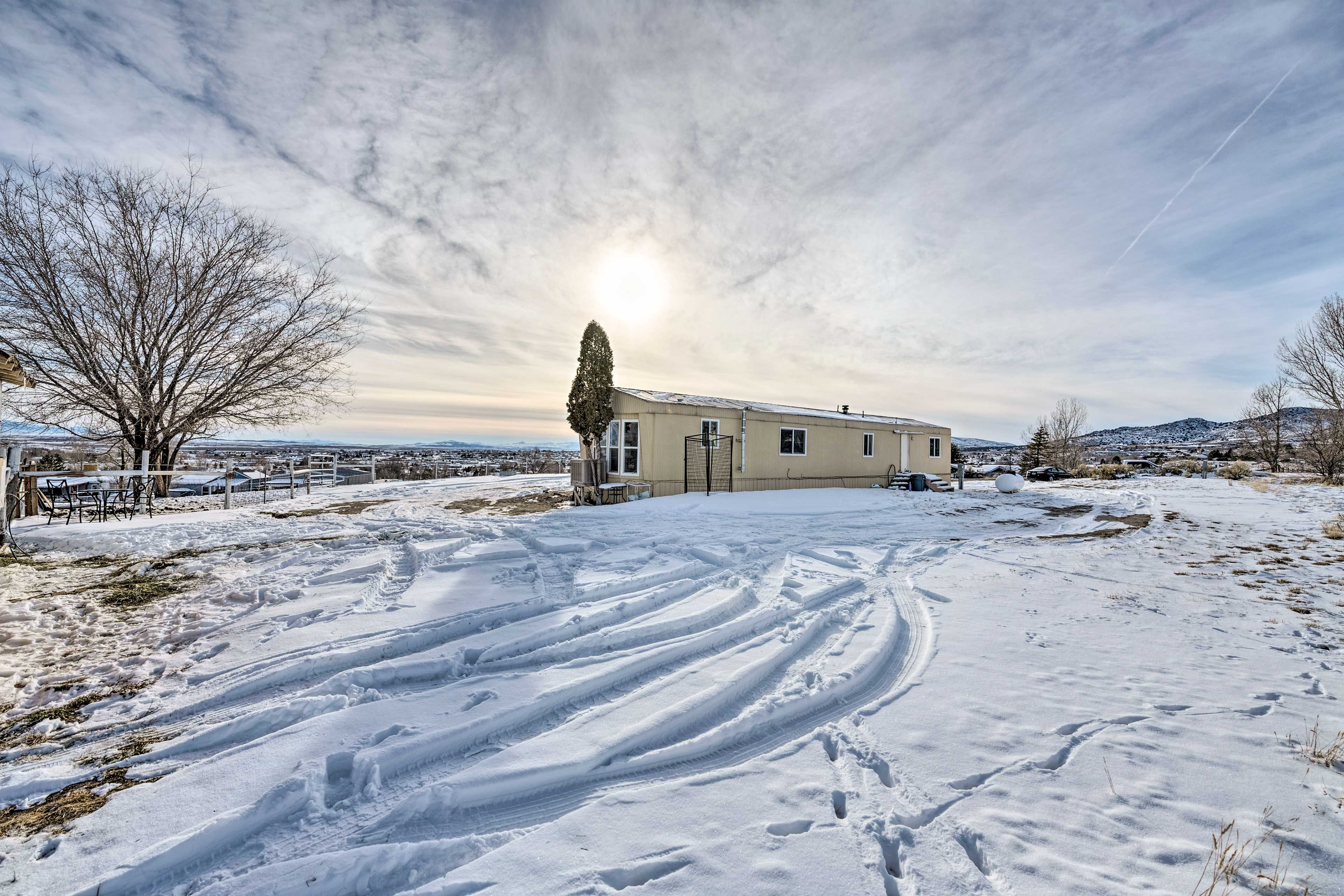 Parking | Ample Driveway Parking
