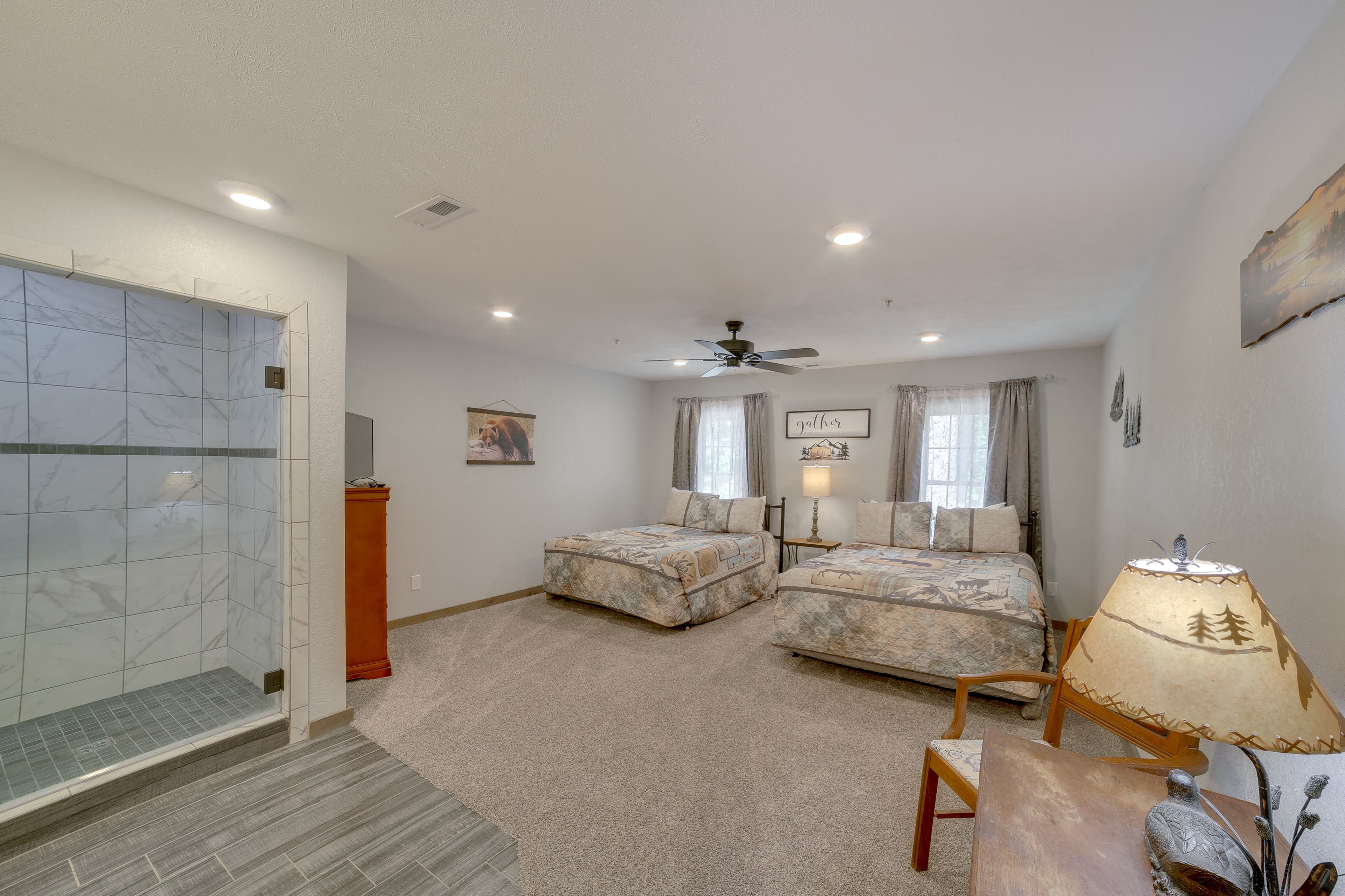 Bedroom 2 | 2nd Floor | 2 Queen Beds | En-Suite Bathroom