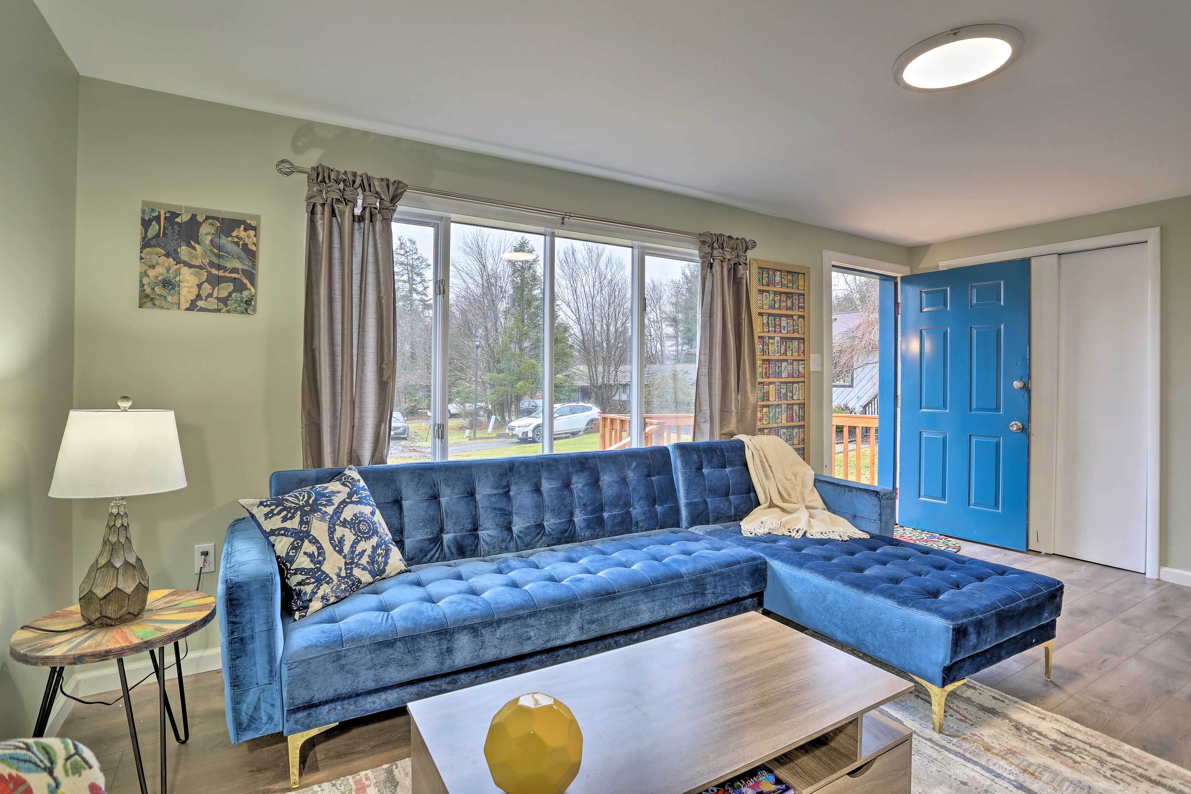 Living Room | 3 Exterior Security Cameras | Single-Story Interior