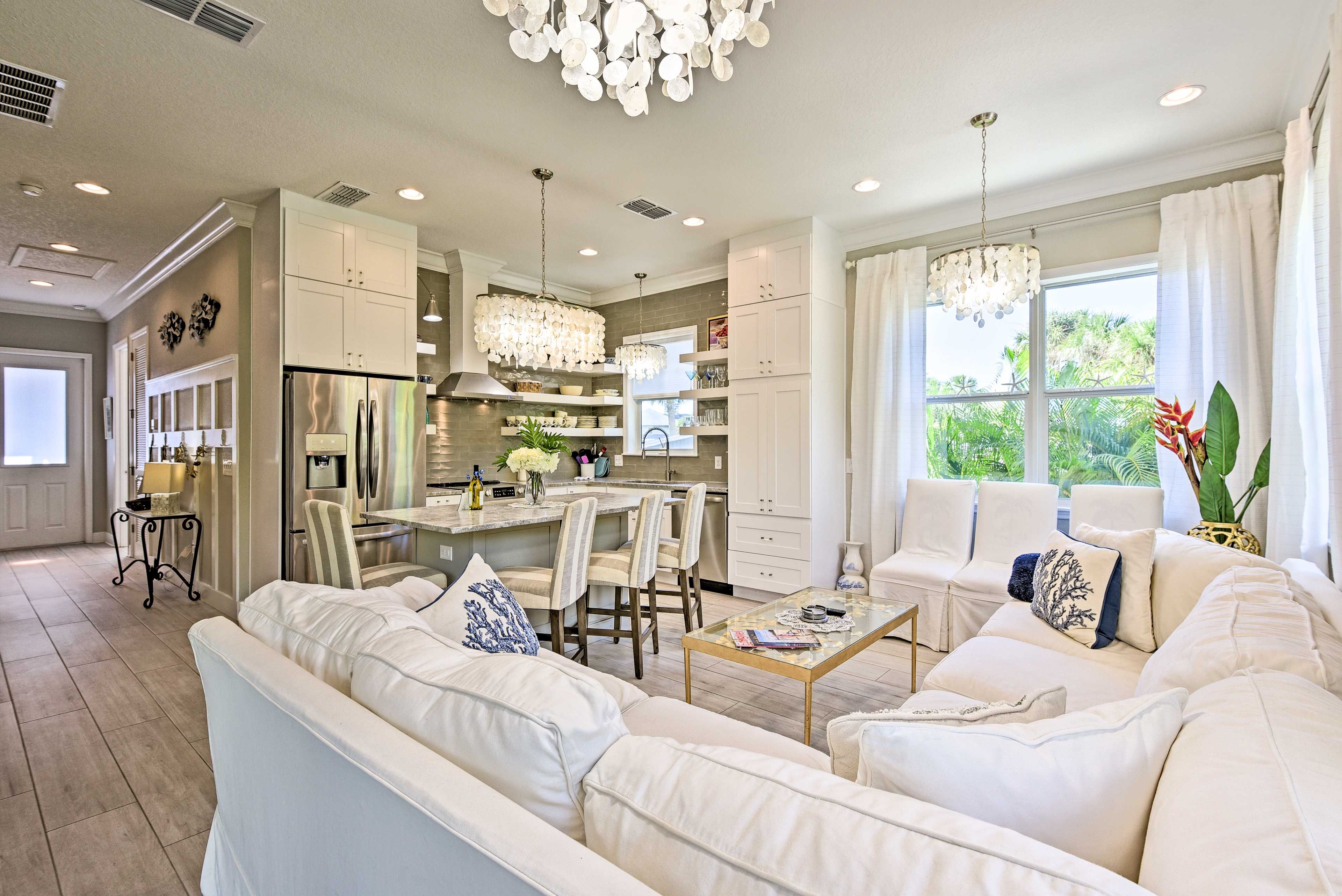 Living Room | Main Floor