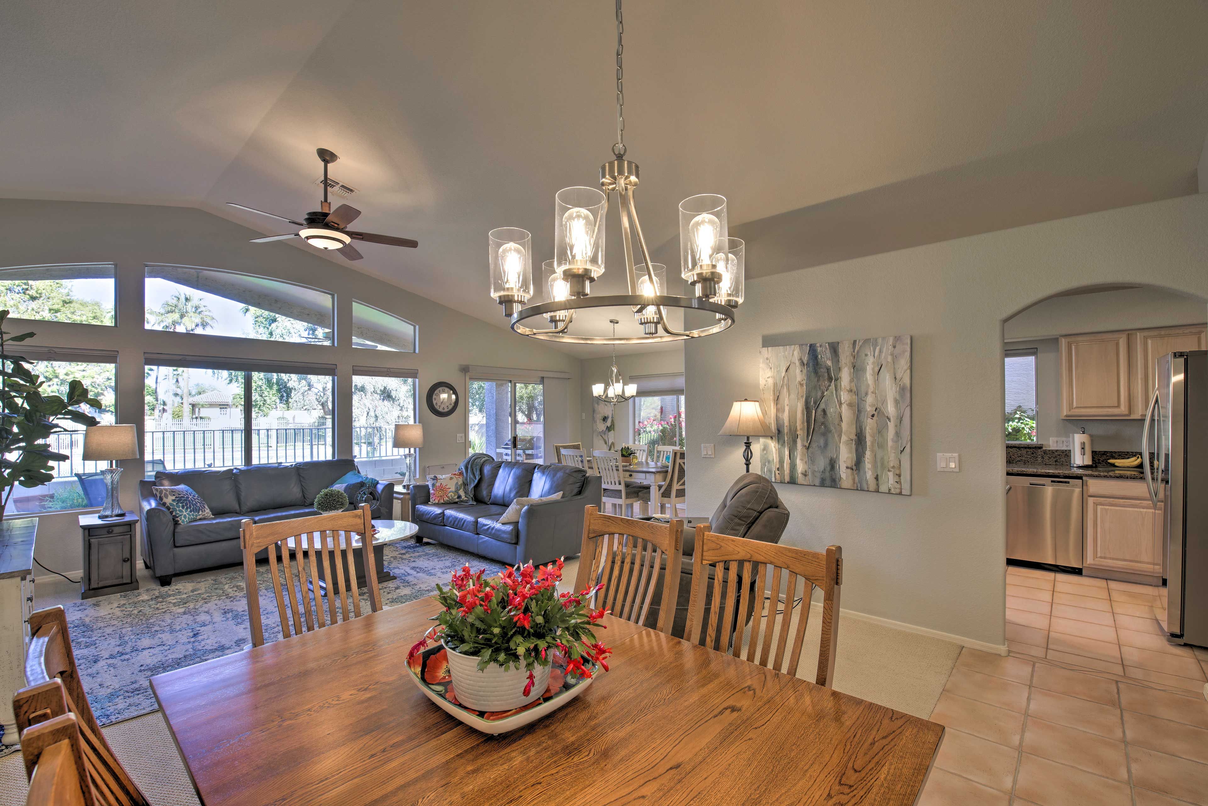 Living Room | Dining Area