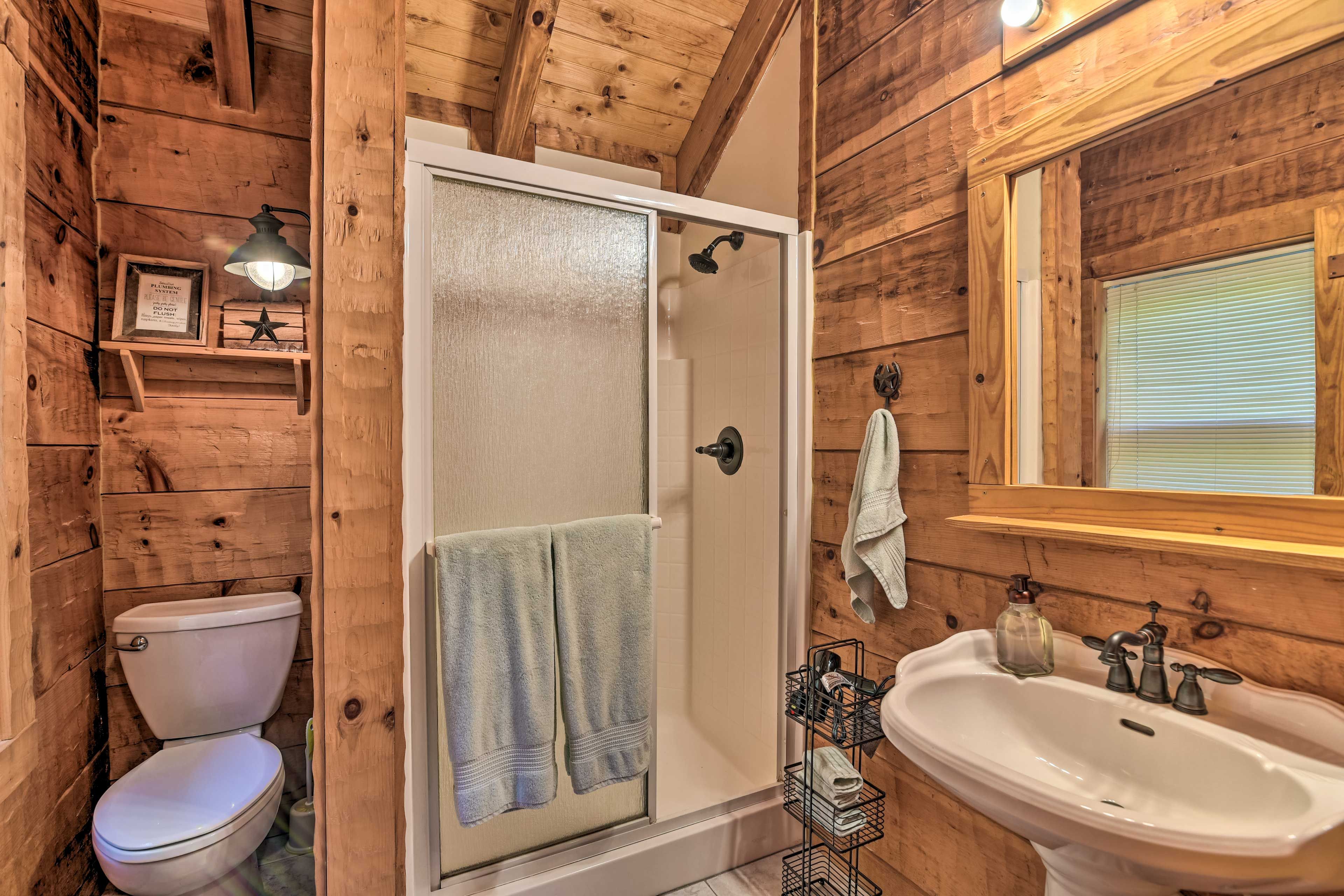 Bathroom | Towels Provided | Complimentary Toiletries