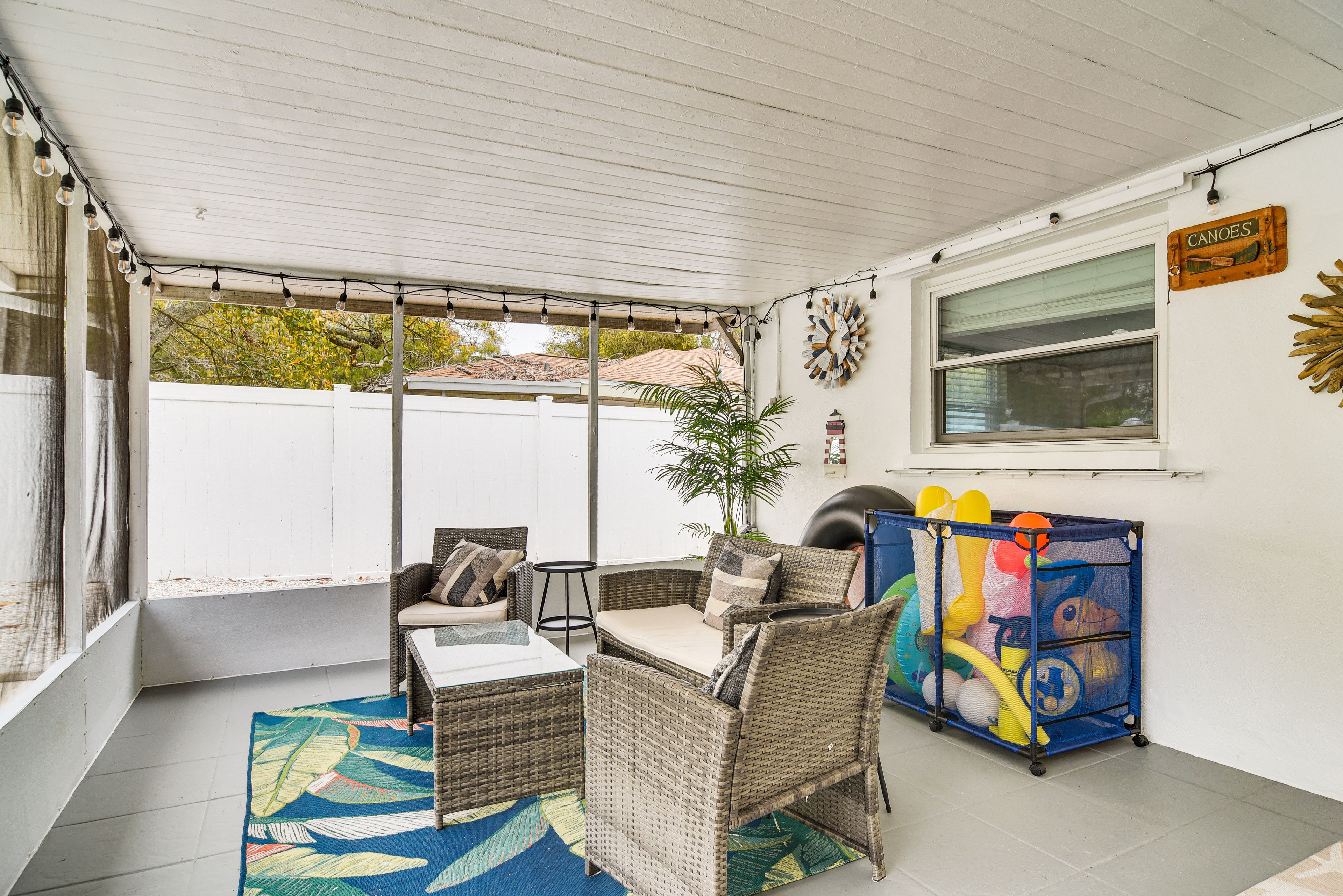 Screened-In Porch | Pool Toys/Games/Floaties | Beach Towels