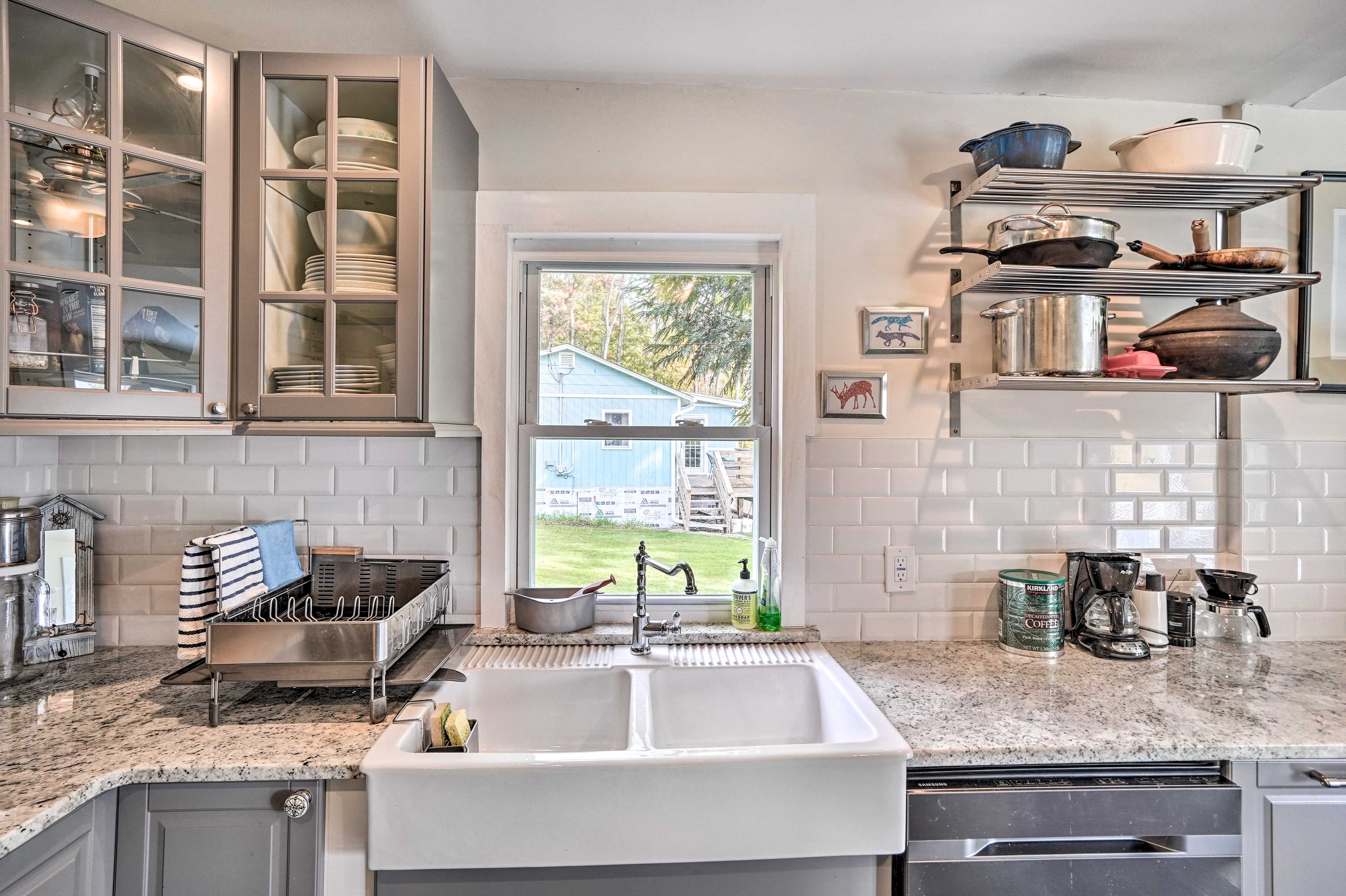 Kitchen | Main Level