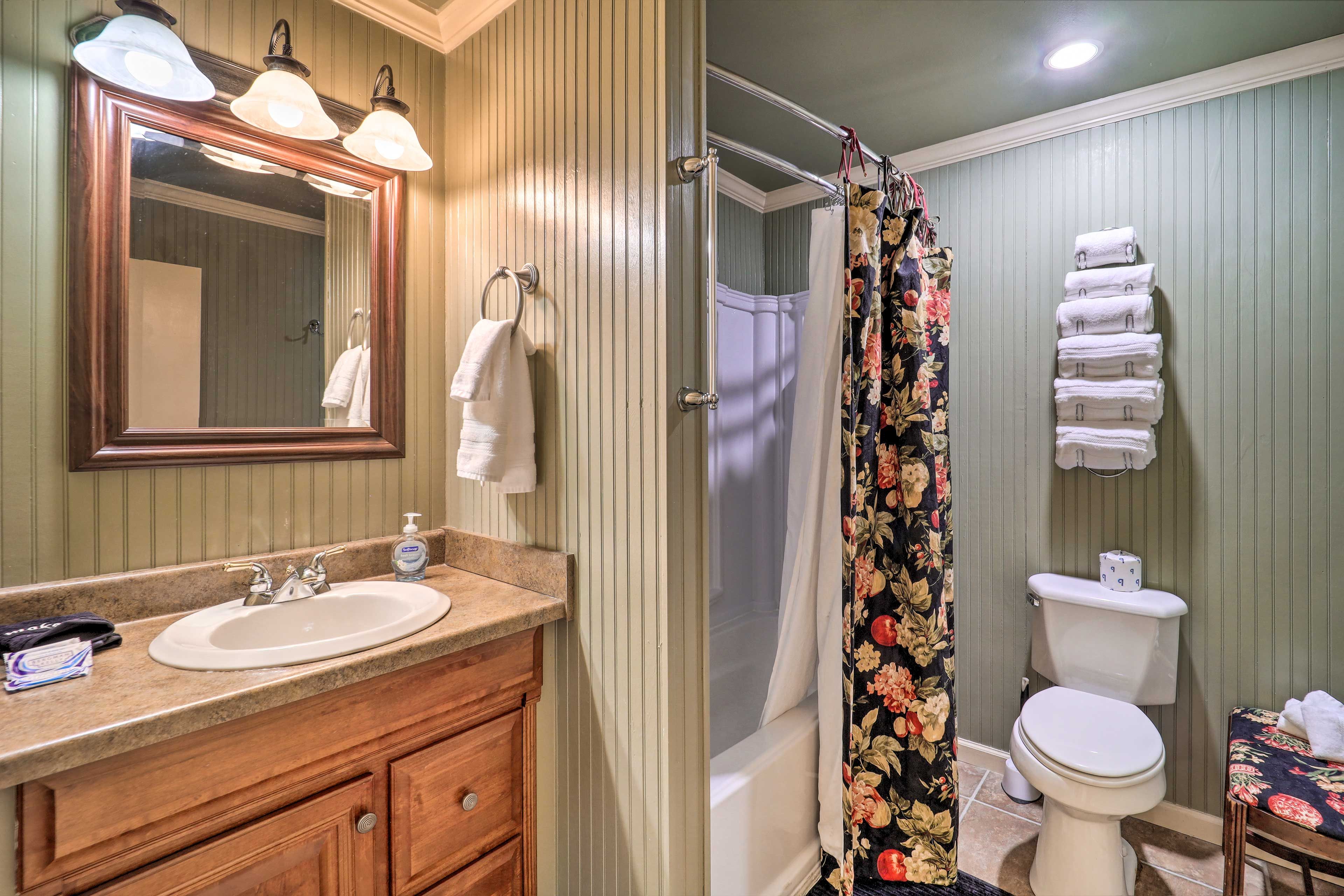 Full Bathroom
