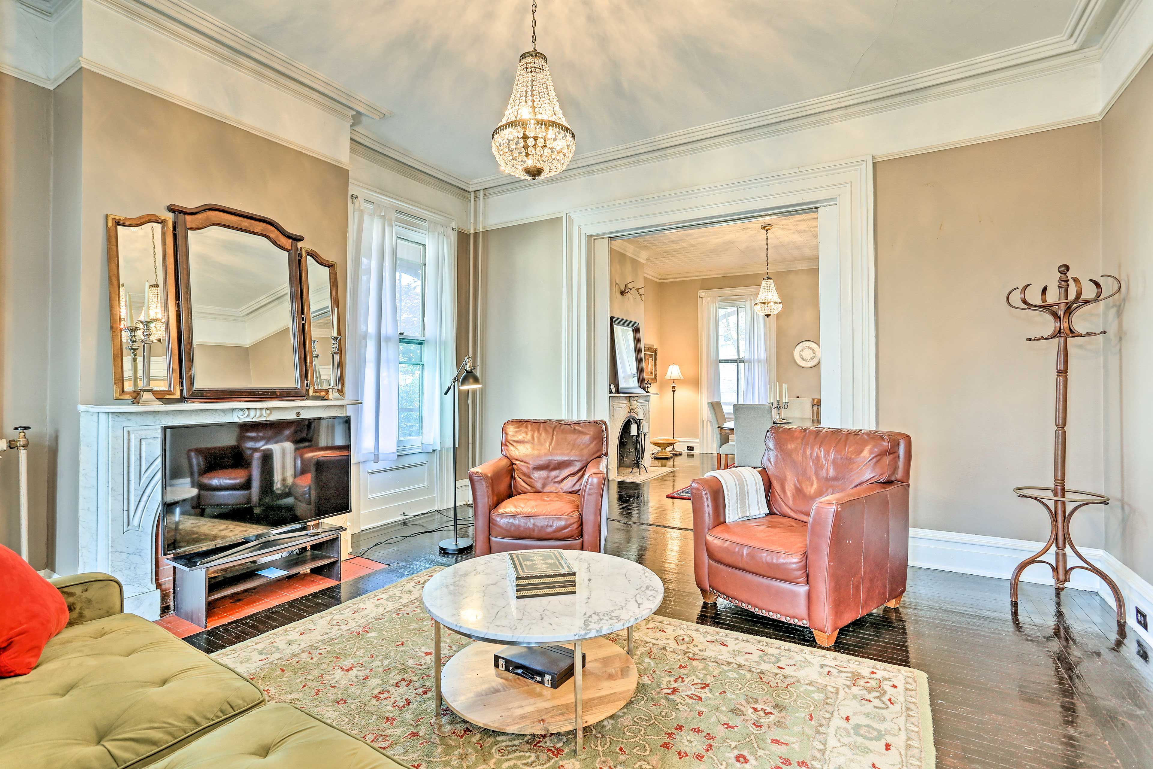 Living Room | Smart TV