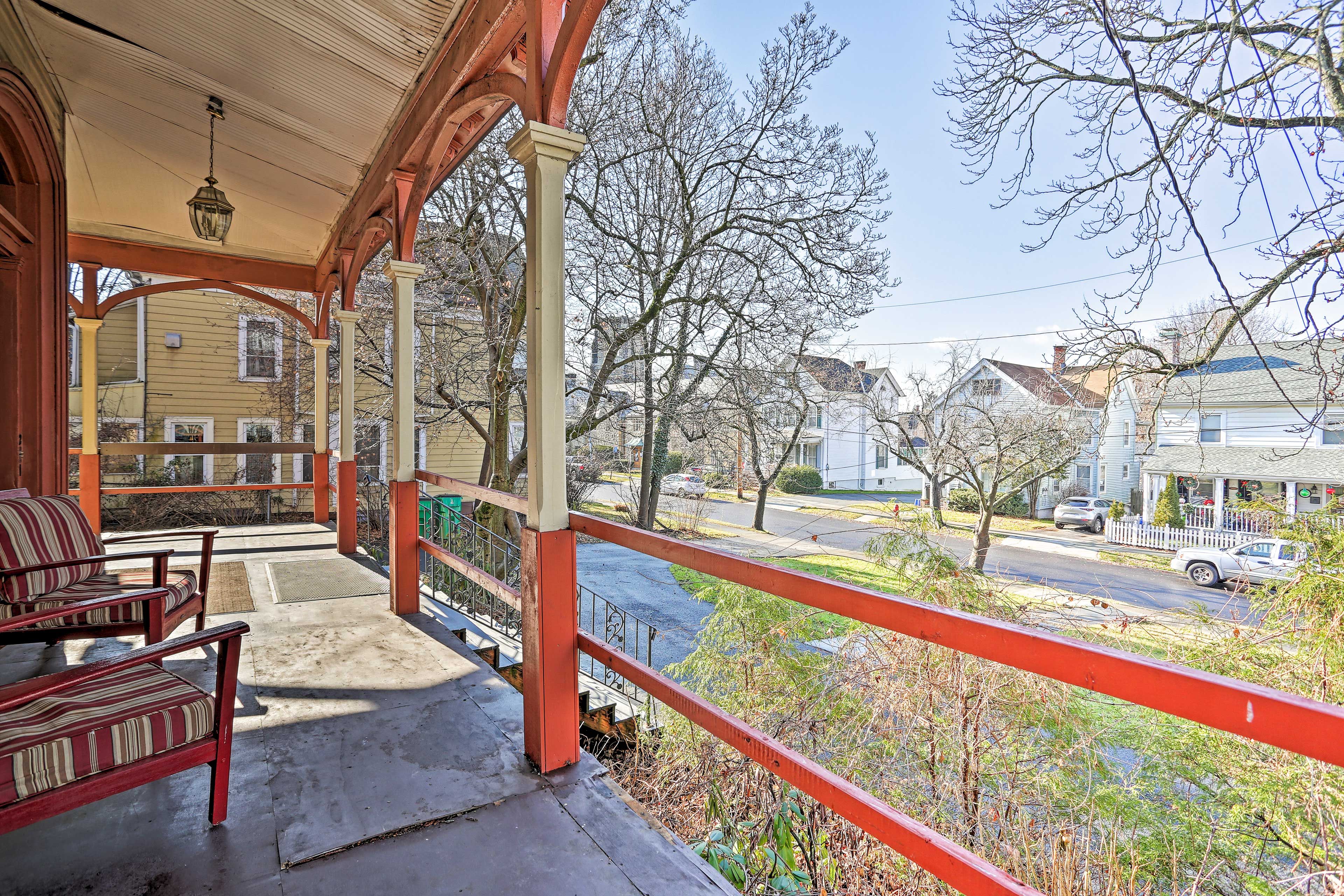 Shared Veranda | Single-Story Unit