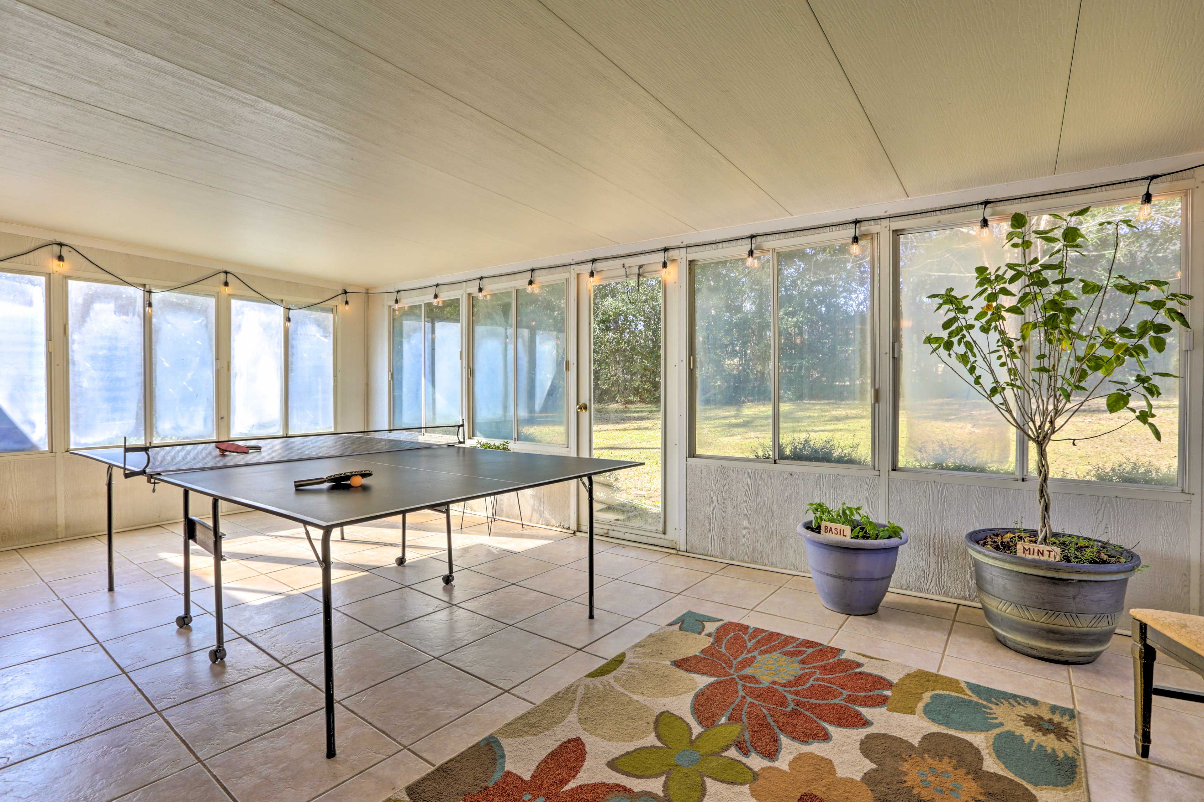 Sunroom | Ping Pong Table