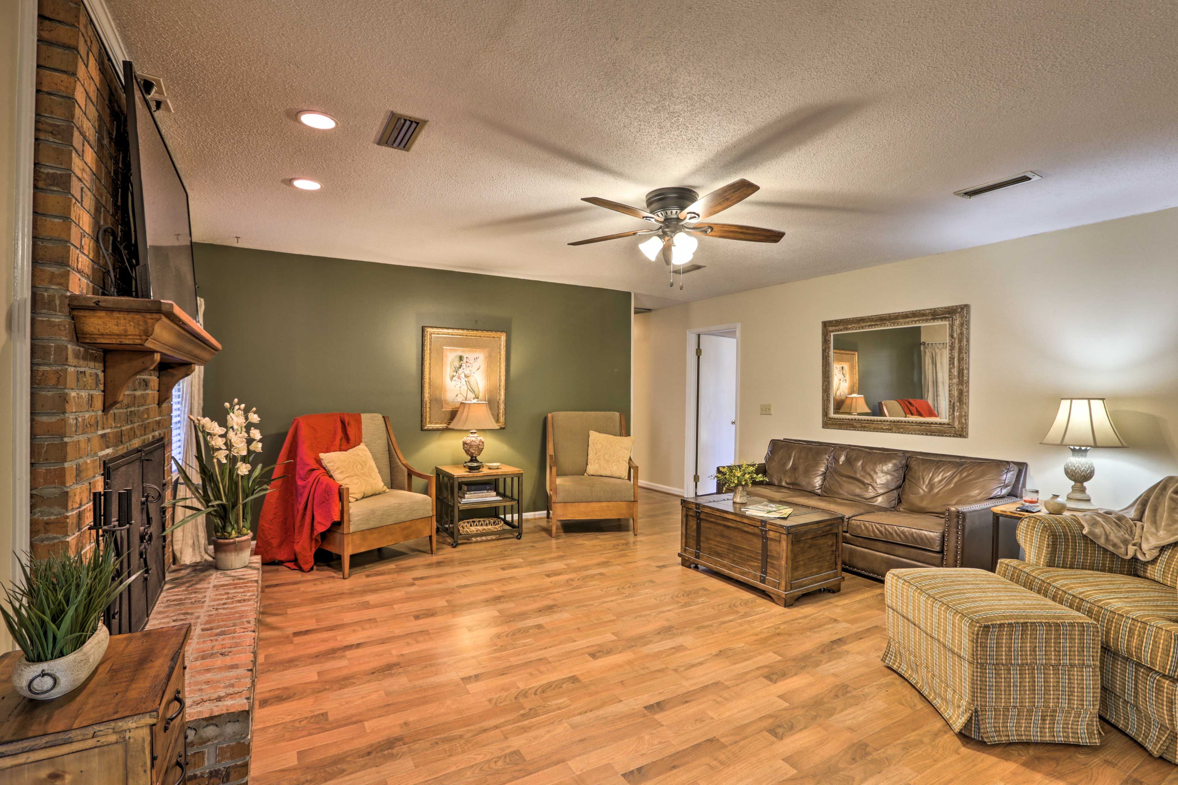 Living Room | Smart TV