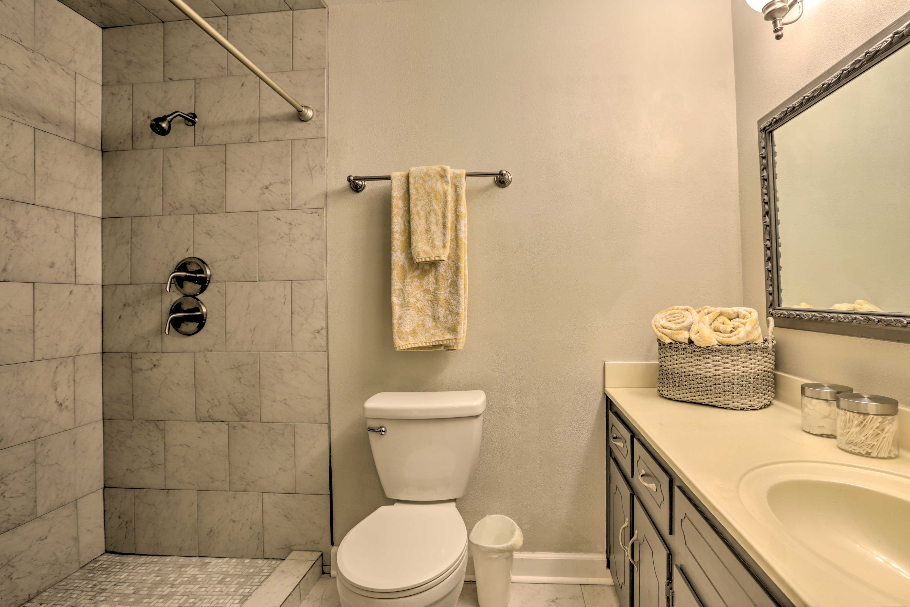 Full Bathroom