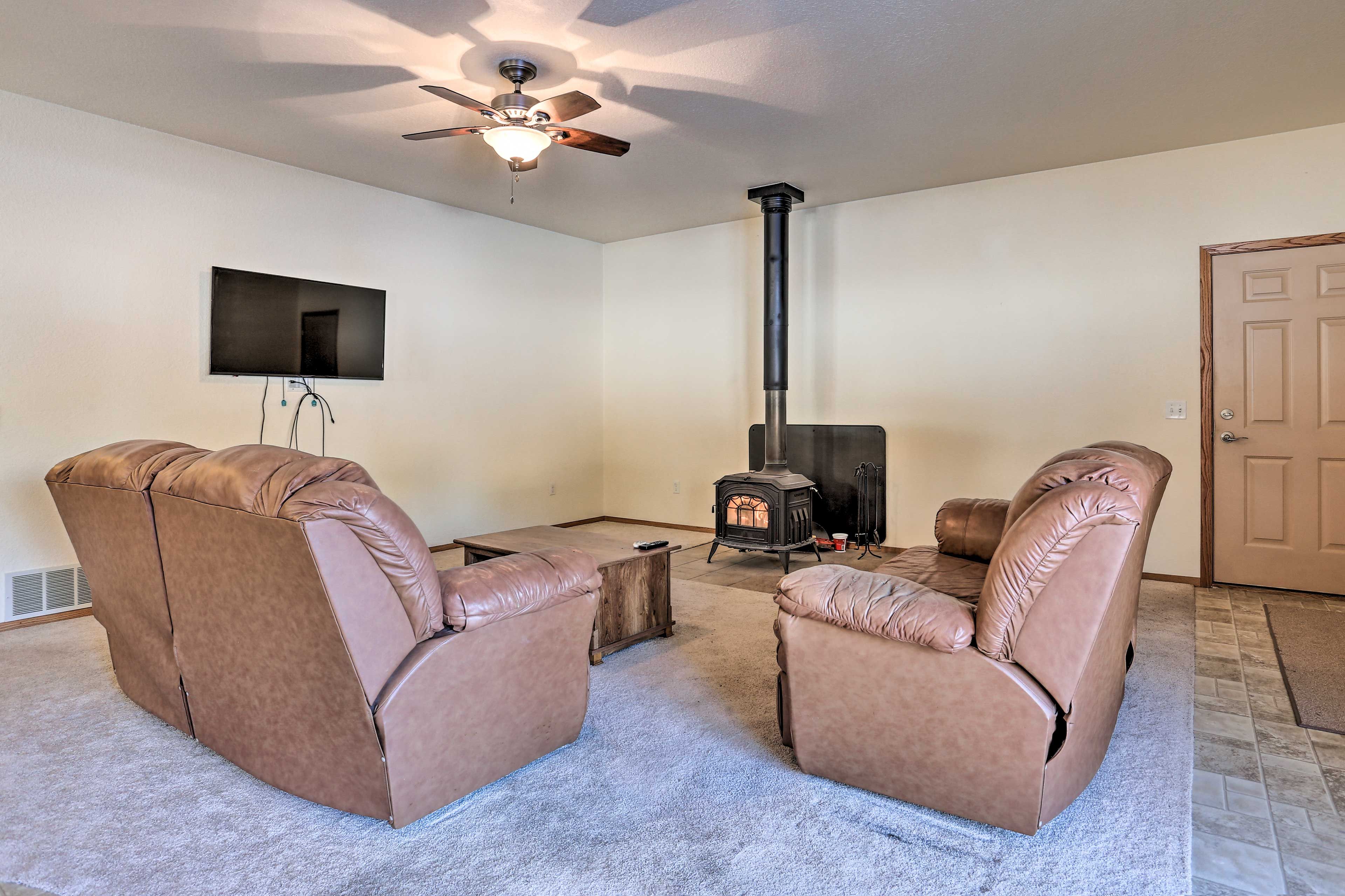 Living Room | Smart TV