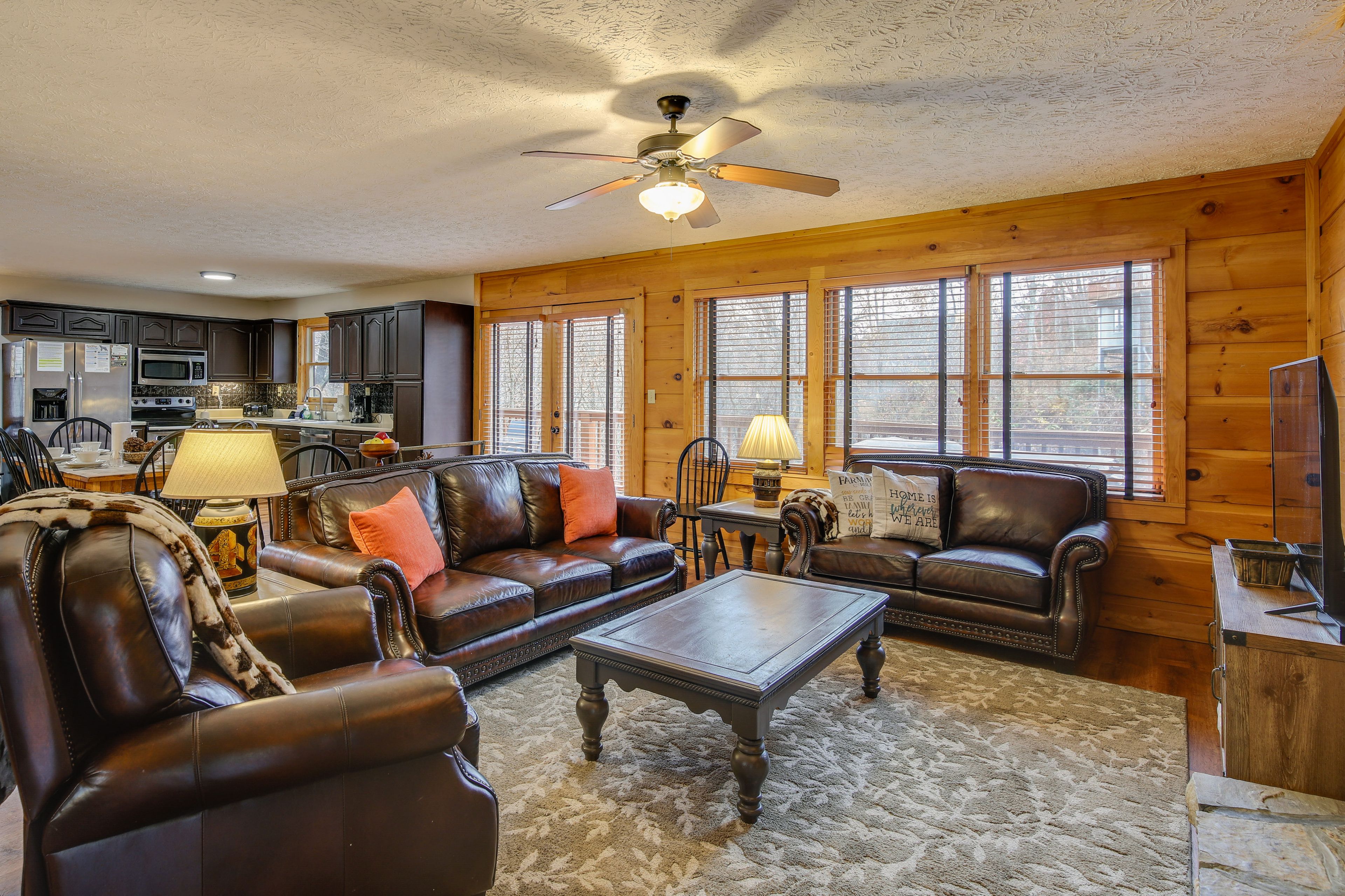 Family Room | Queen Sleeper Sofa | Books | Board Games | Main Level