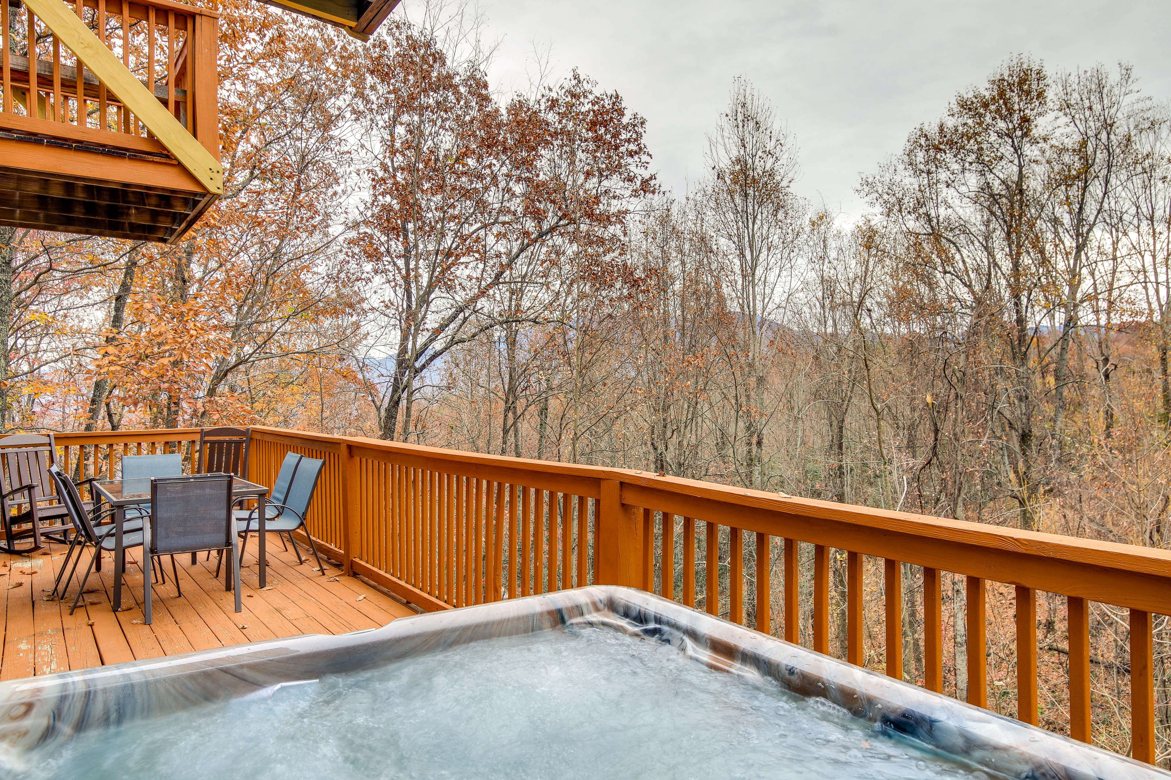 Gatlinburg Vacation Rental | 3BR | 3.5BA | Access Only By Stairs | 2,300 Sq Ft