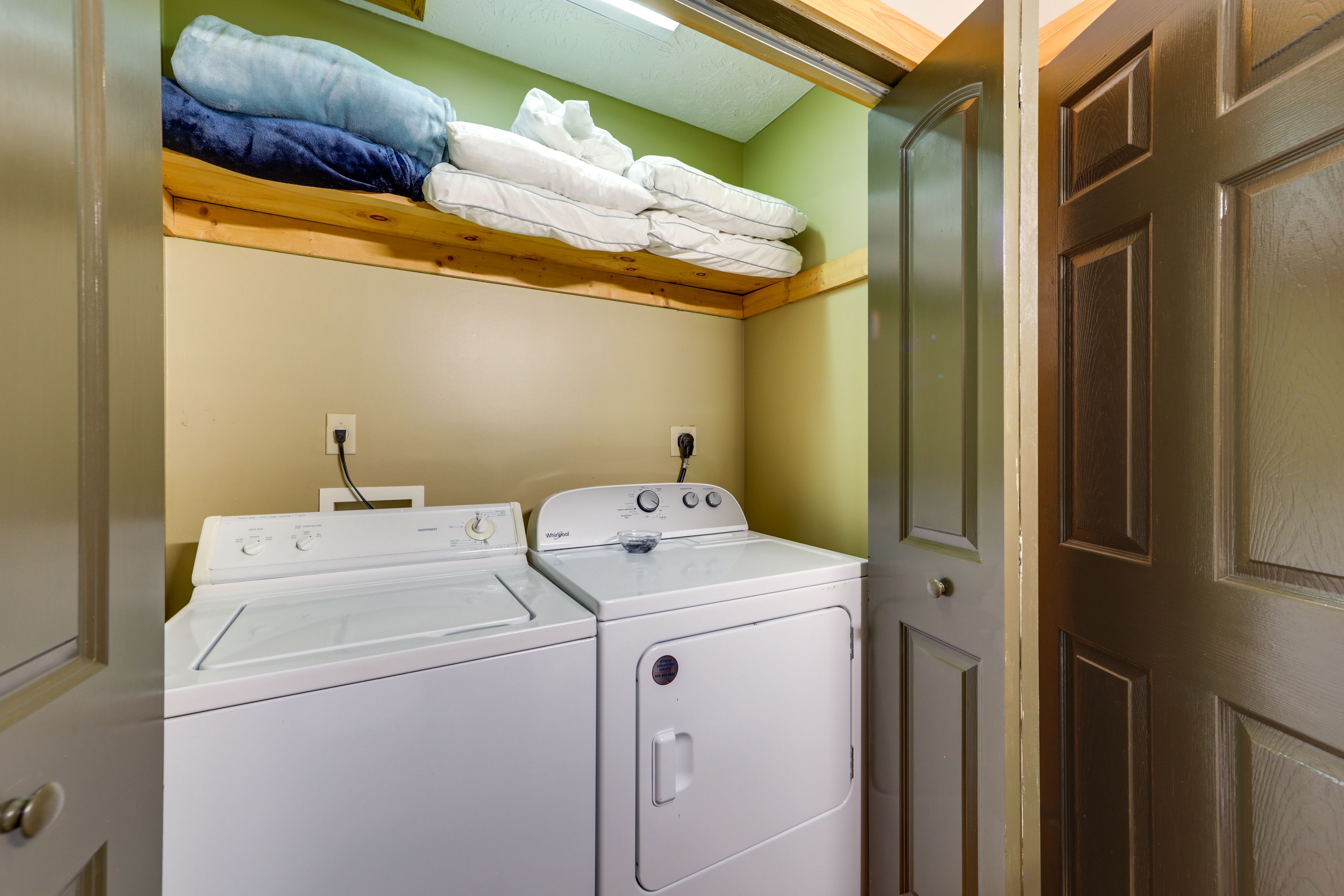 Washer & Dryer | Lower Level