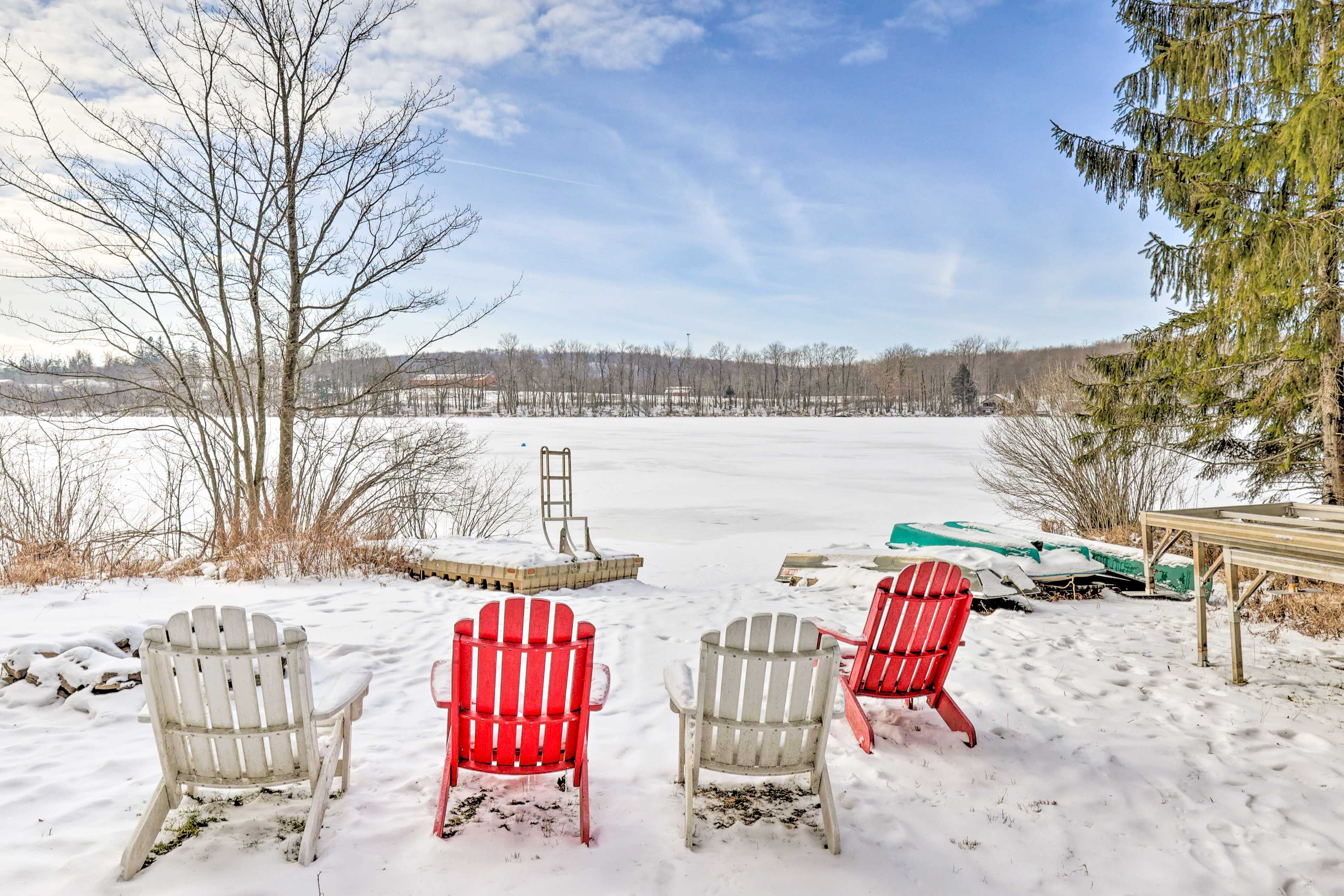 Lakefront Backyard | Pet Friendly w/ Fee | 1 Exterior Security Camera